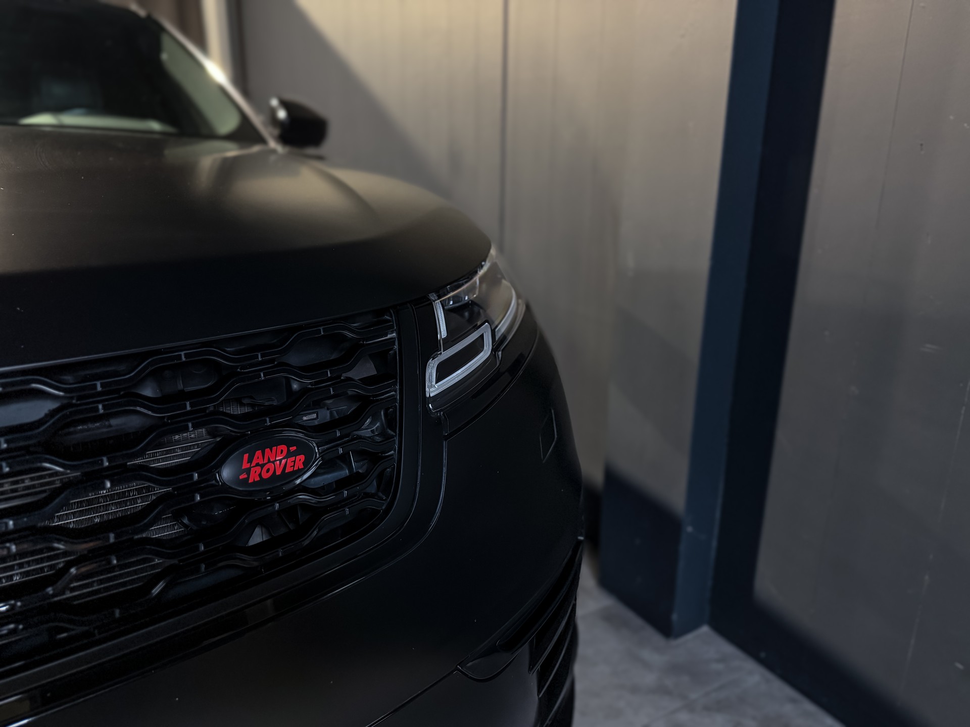 LAND ROVER Range Rover Velar R-Dynamic D 300 Automatic | FULL PPF-image-2