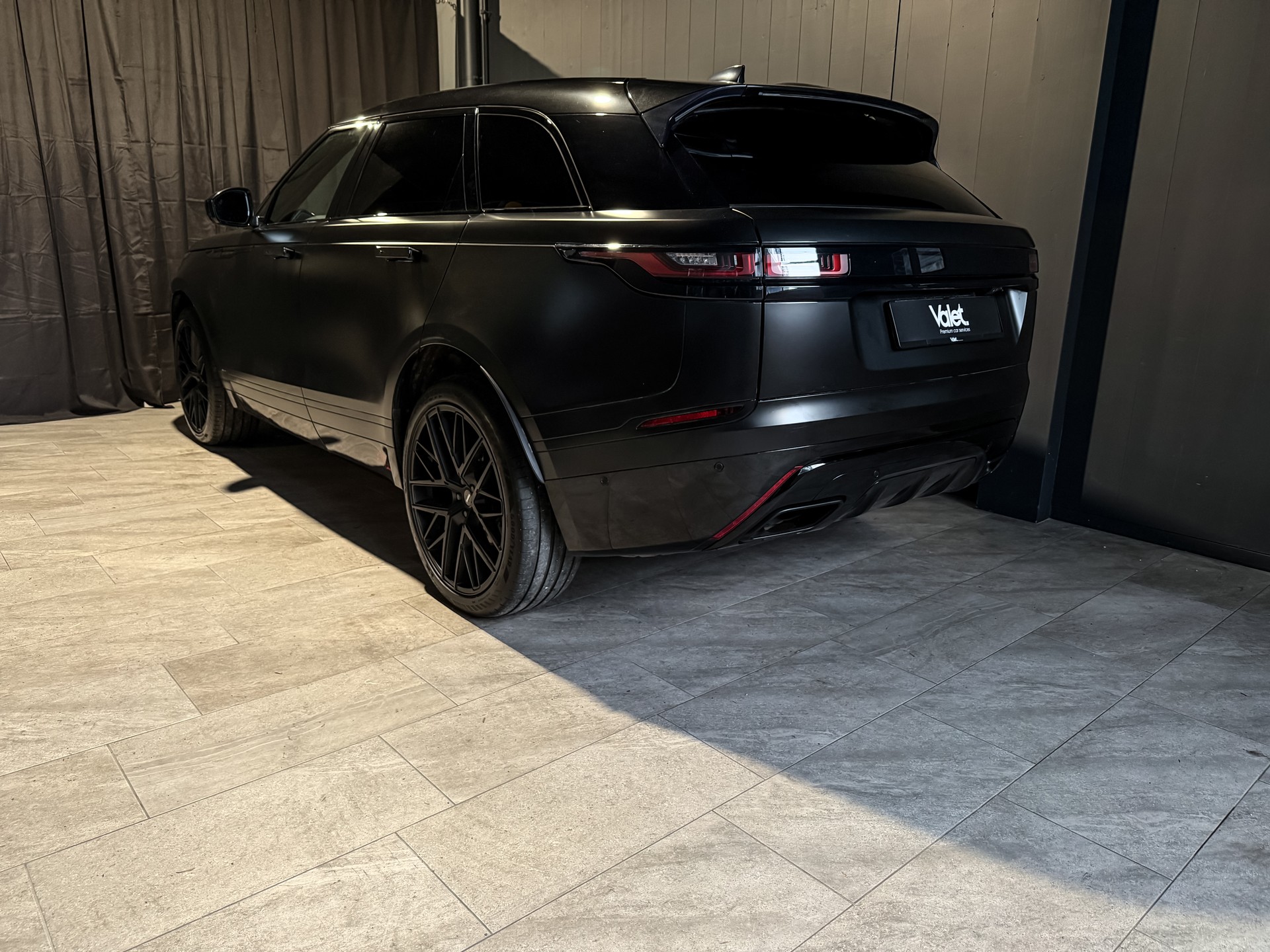 LAND ROVER Range Rover Velar R-Dynamic D 300 Automatic | FULL PPF-image-5