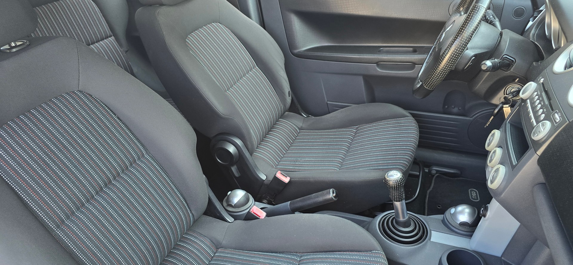 MITSUBISHI Colt 1.3 16V Sport motion-image-7
