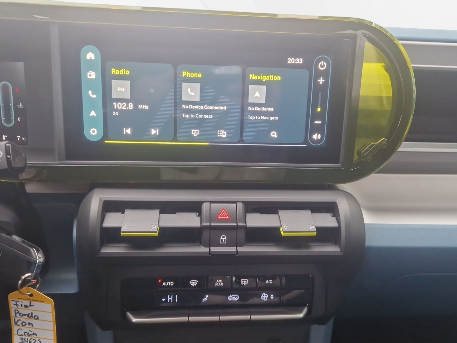 FIAT Grande Panda 1.2 Hybrid Icon-image-9