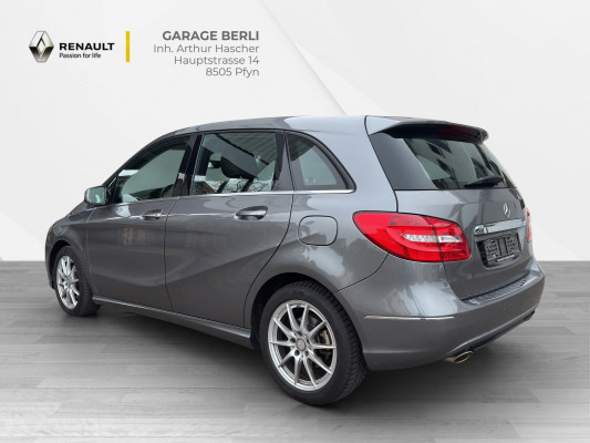 MERCEDES-BENZ B 200-image-3