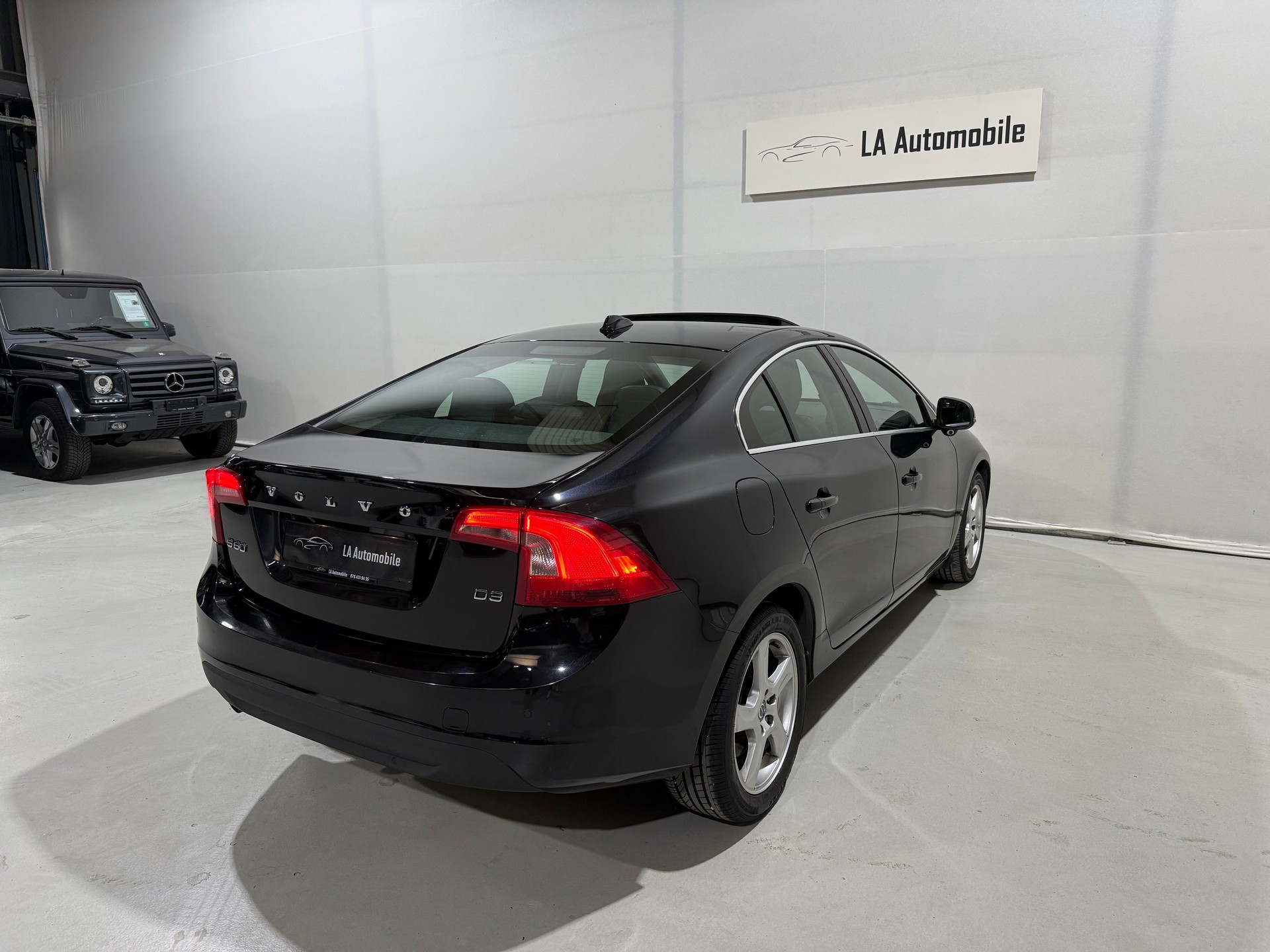VOLVO S60 D4 Summum Geartronic-image-8