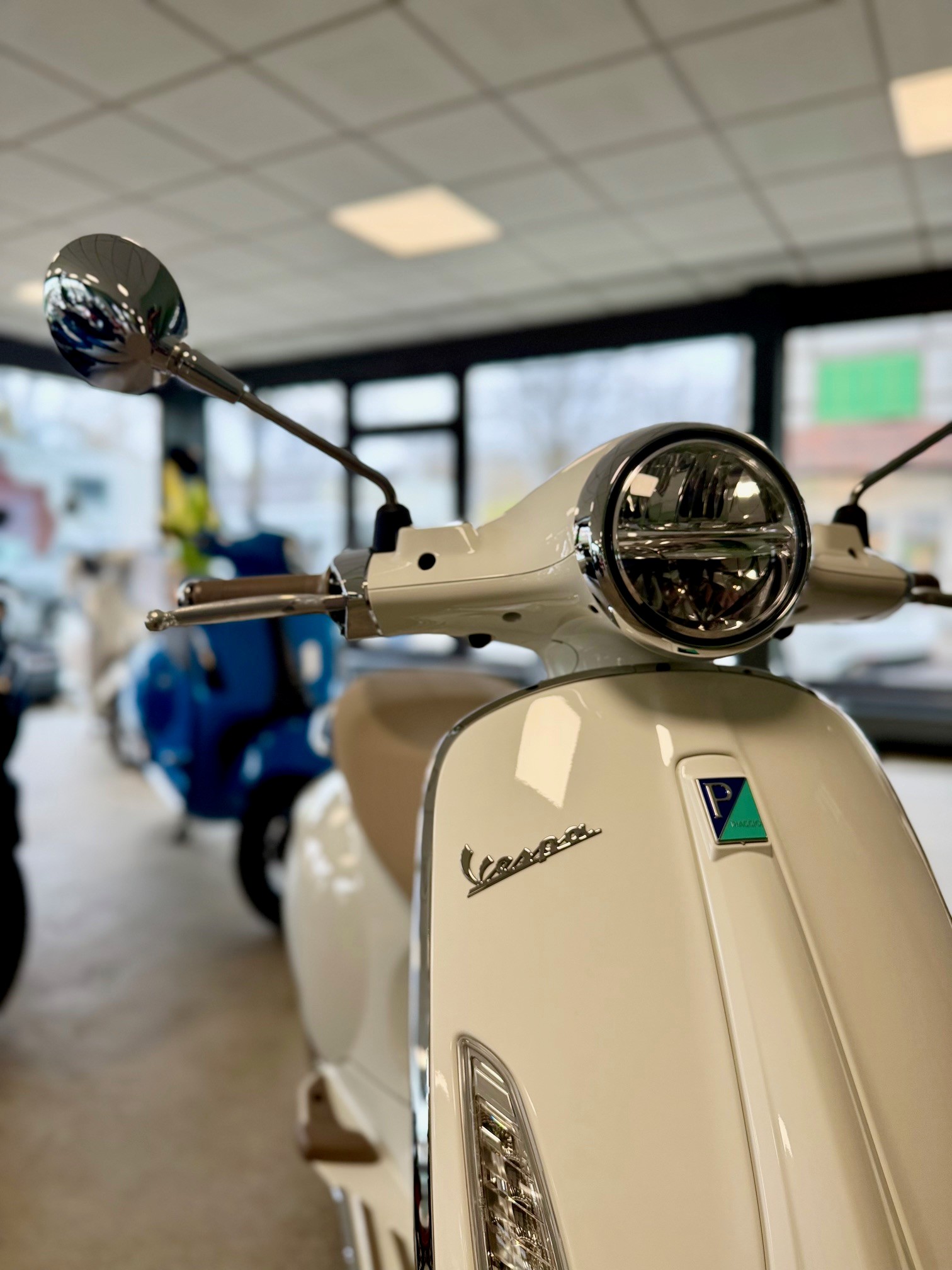 PIAGGIO Vespa 125 Primavera Sport Euro 5+-image-6