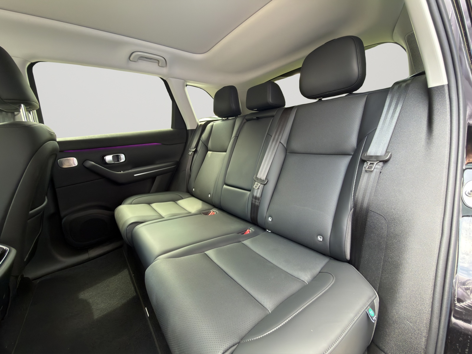 LEAPMOTOR C10 82kWh AWD Design-image-7