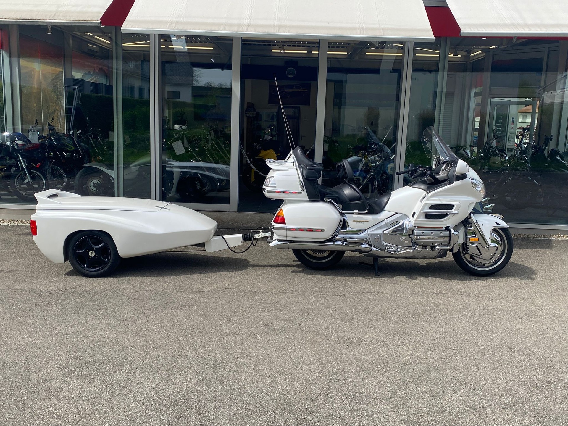 HONDA GL 1800 A Goldwing-image-1