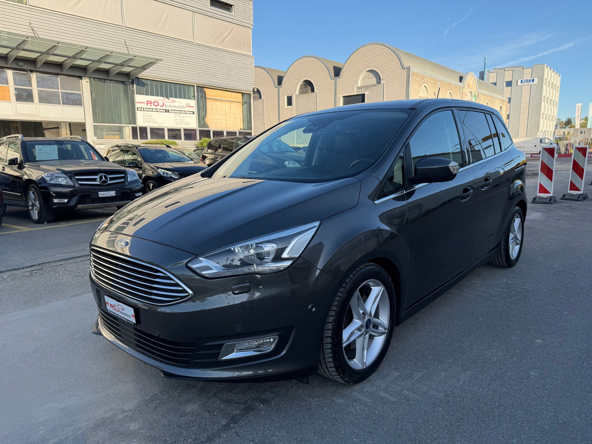 FORD GrC-Max 1.5 SCTi Titanium X-showroom-element-1