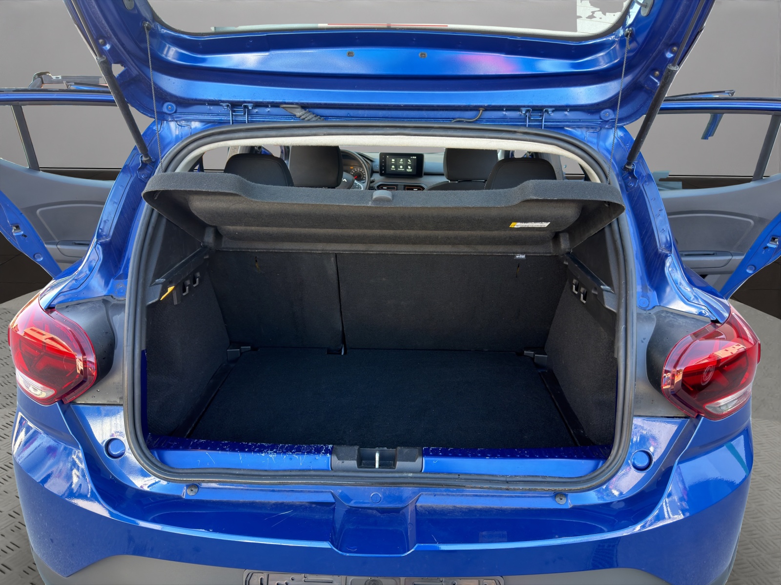 DACIA Sandero Stepway TCe 90 Expression CVT-image-18