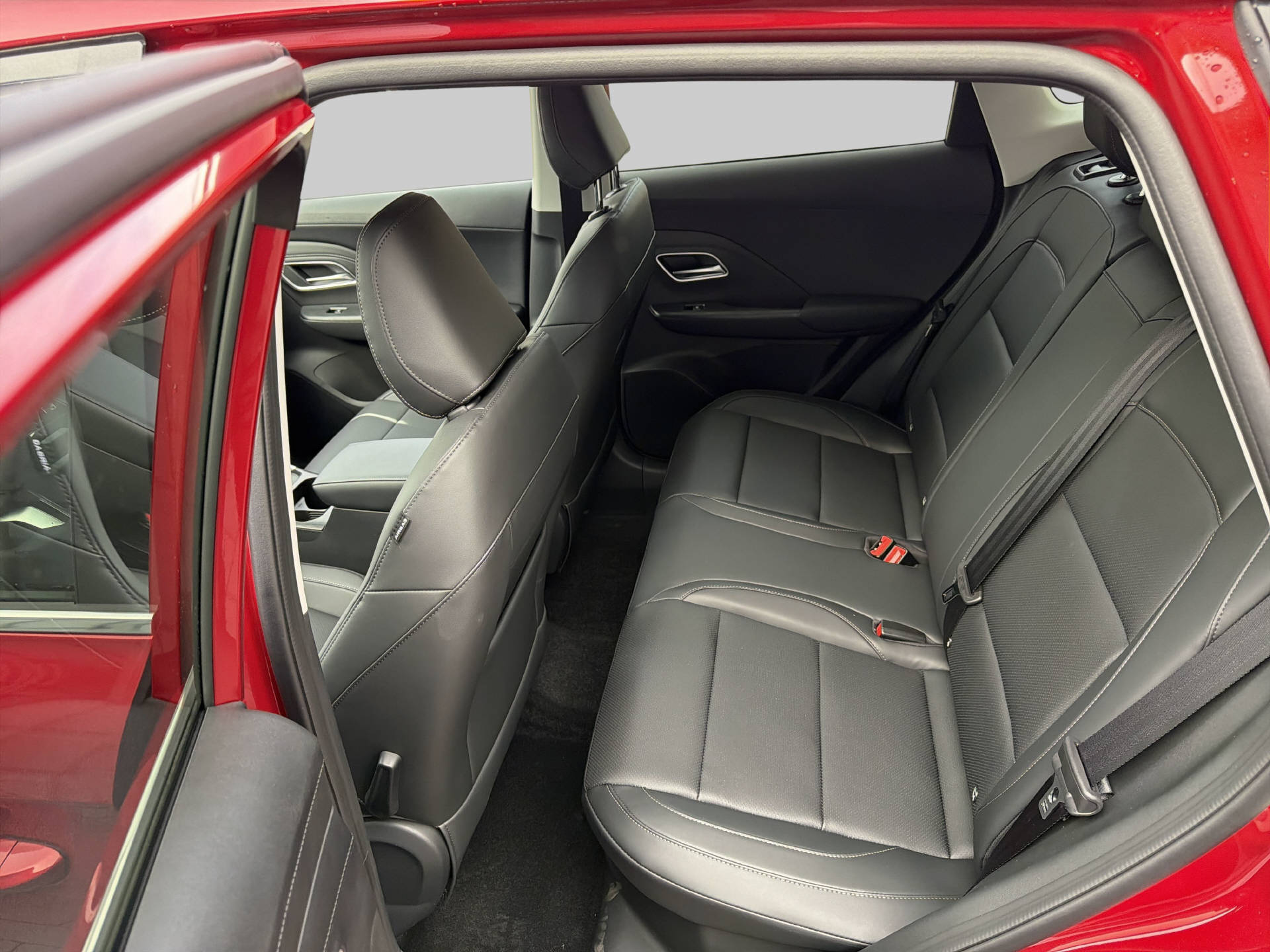 MG ZS 1.5 Hybrid+ Luxury-image-8