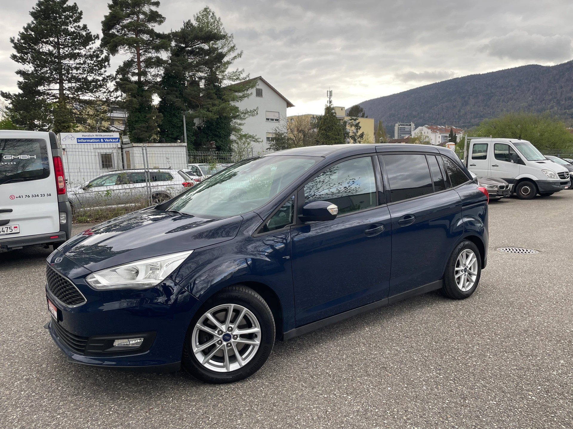 FORD GrC-Max 2.0 TDCi Trend PowerShift Automat * Gr. Navigation * Klima-auto * Tempomat * Sitzheizung * AHK 1800Kg * Ab MFK-image-9