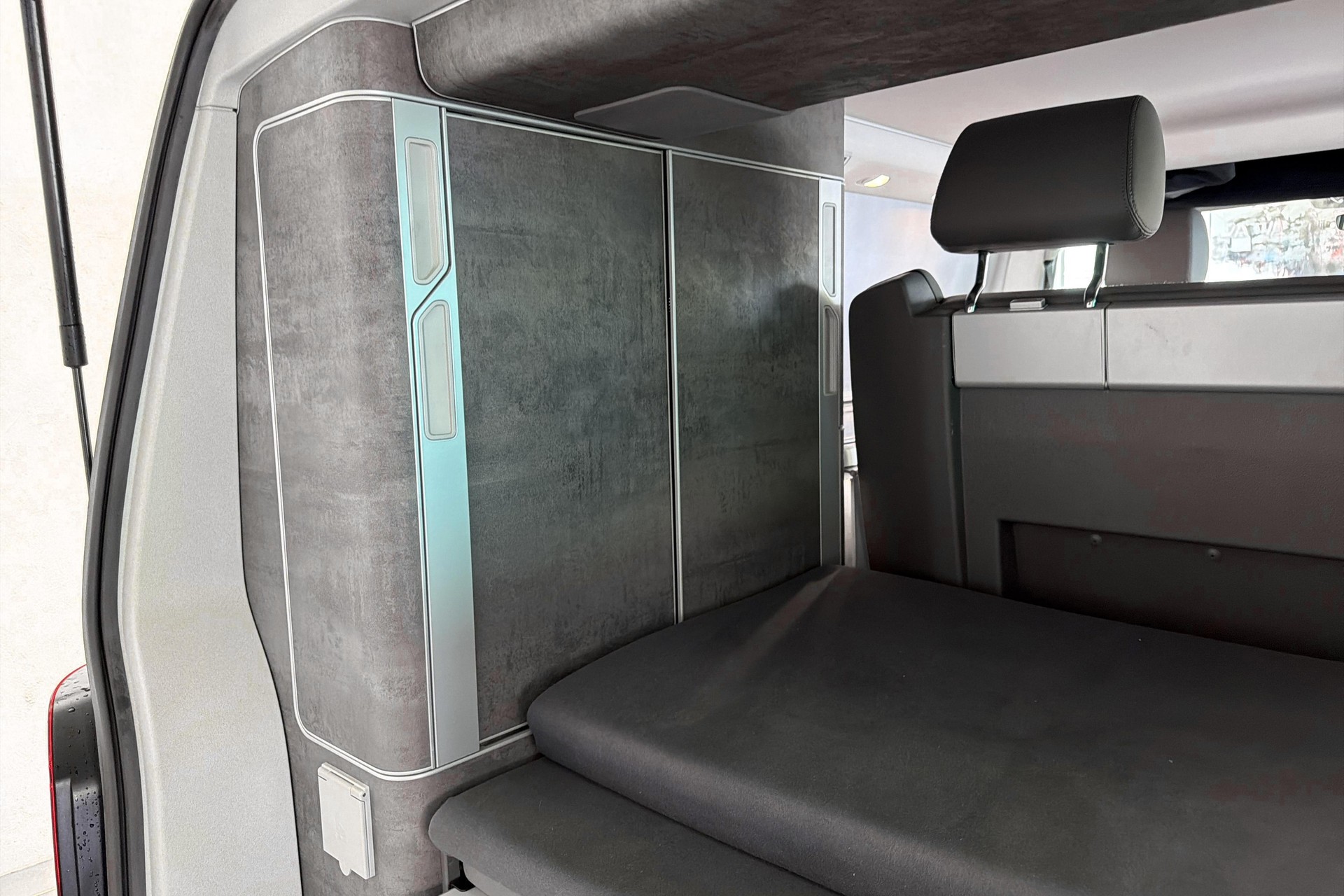 VW T6.1 California 2.0 TDI Ocean Liberty-image-18
