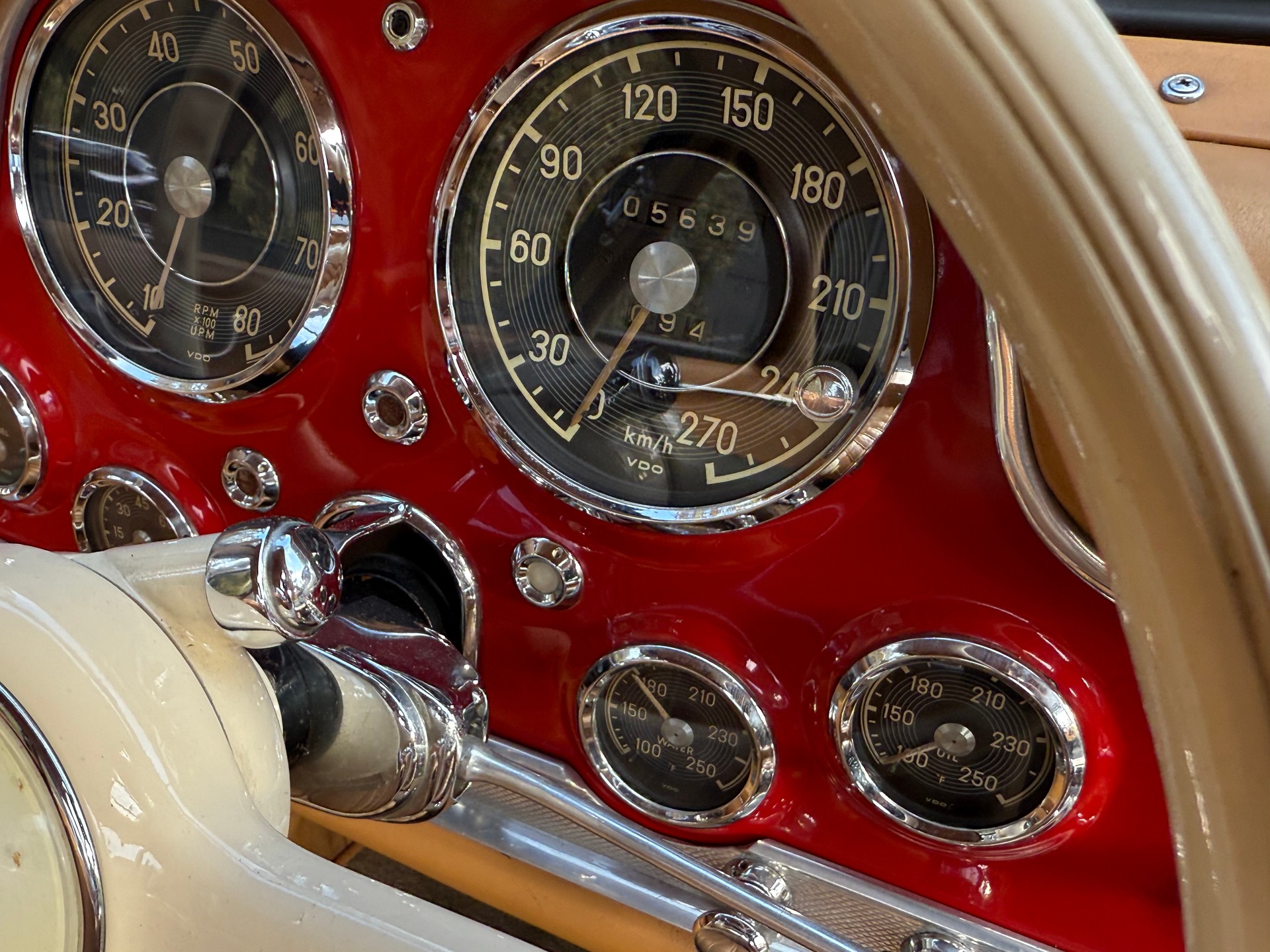 MERCEDES-BENZ 300 SL Flügeltürer-image-24
