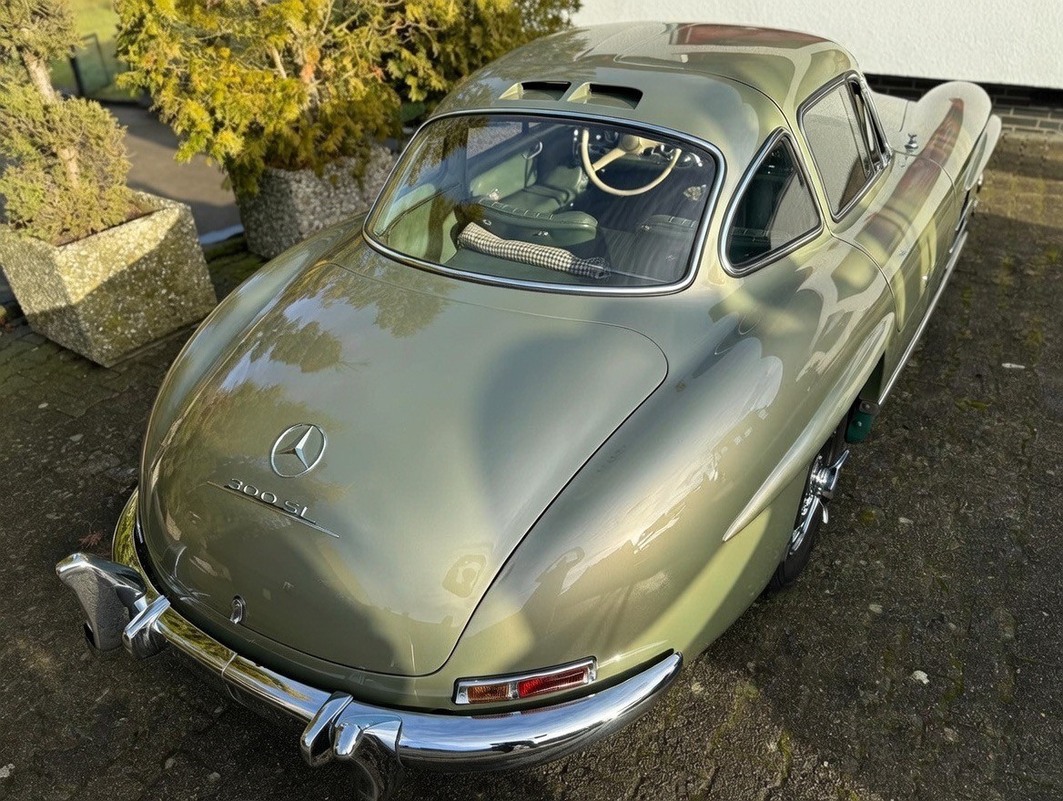 MERCEDES-BENZ 300 SL Flügeltürer-showroom-element-2