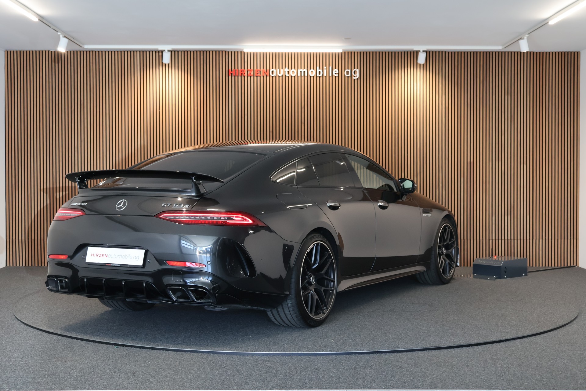 MERCEDES-BENZ AMG GT 4 63 S 4Matic+ Speedshift MCT-image-4