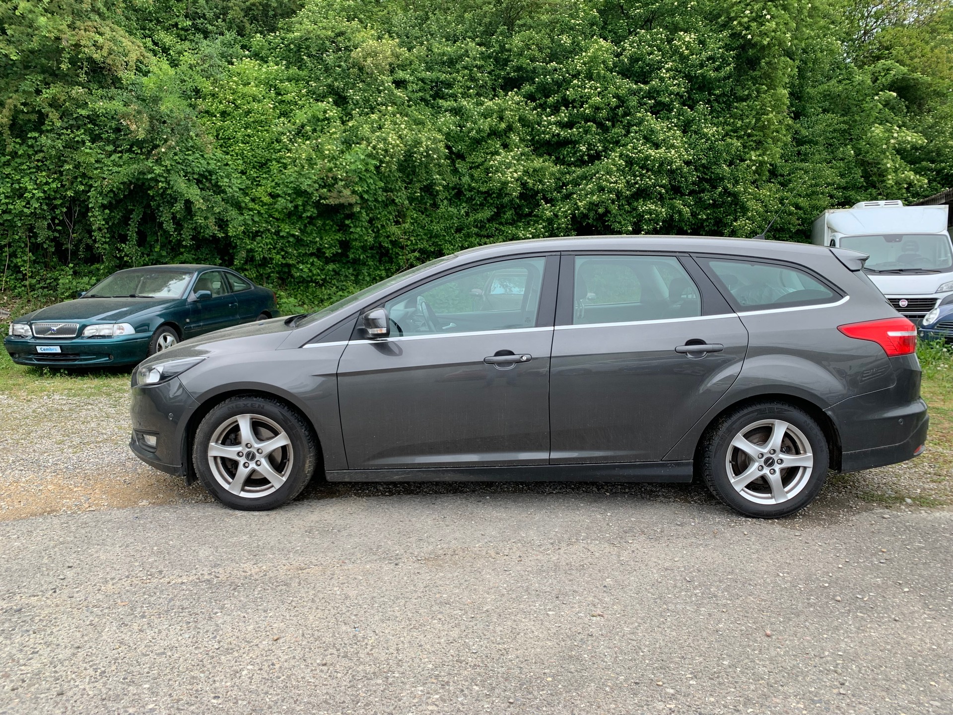 FORD Focus 1.0 SCTi Business-showroom-element-3