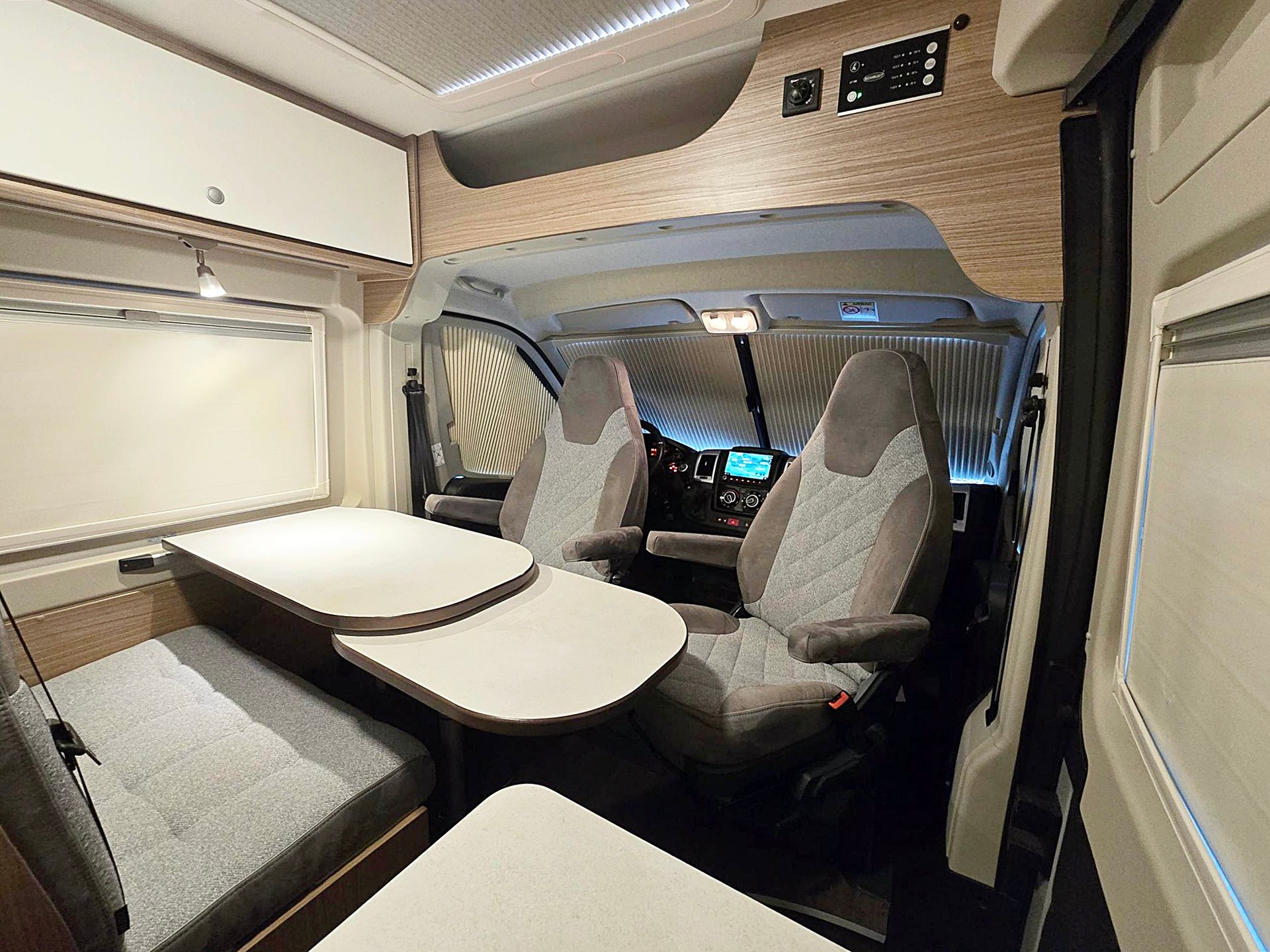CARADO CVE 600 CLEVER + EDITION 2,3 DIESEL FIAT DUCATO PROFESSIONAL MJ 140-image-8