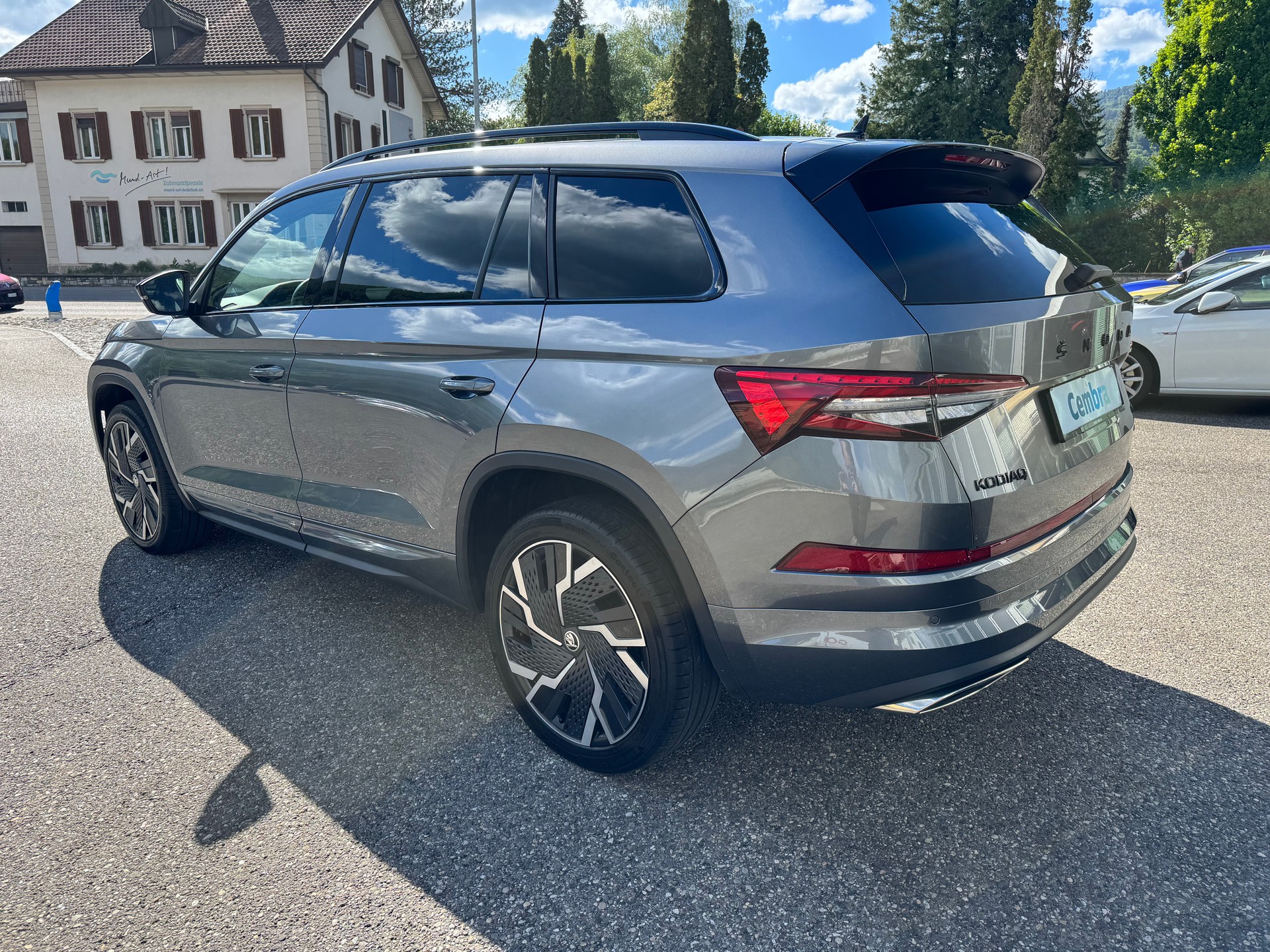 SKODA Kodiaq 2.0 TSI 4x4 RS-image-5