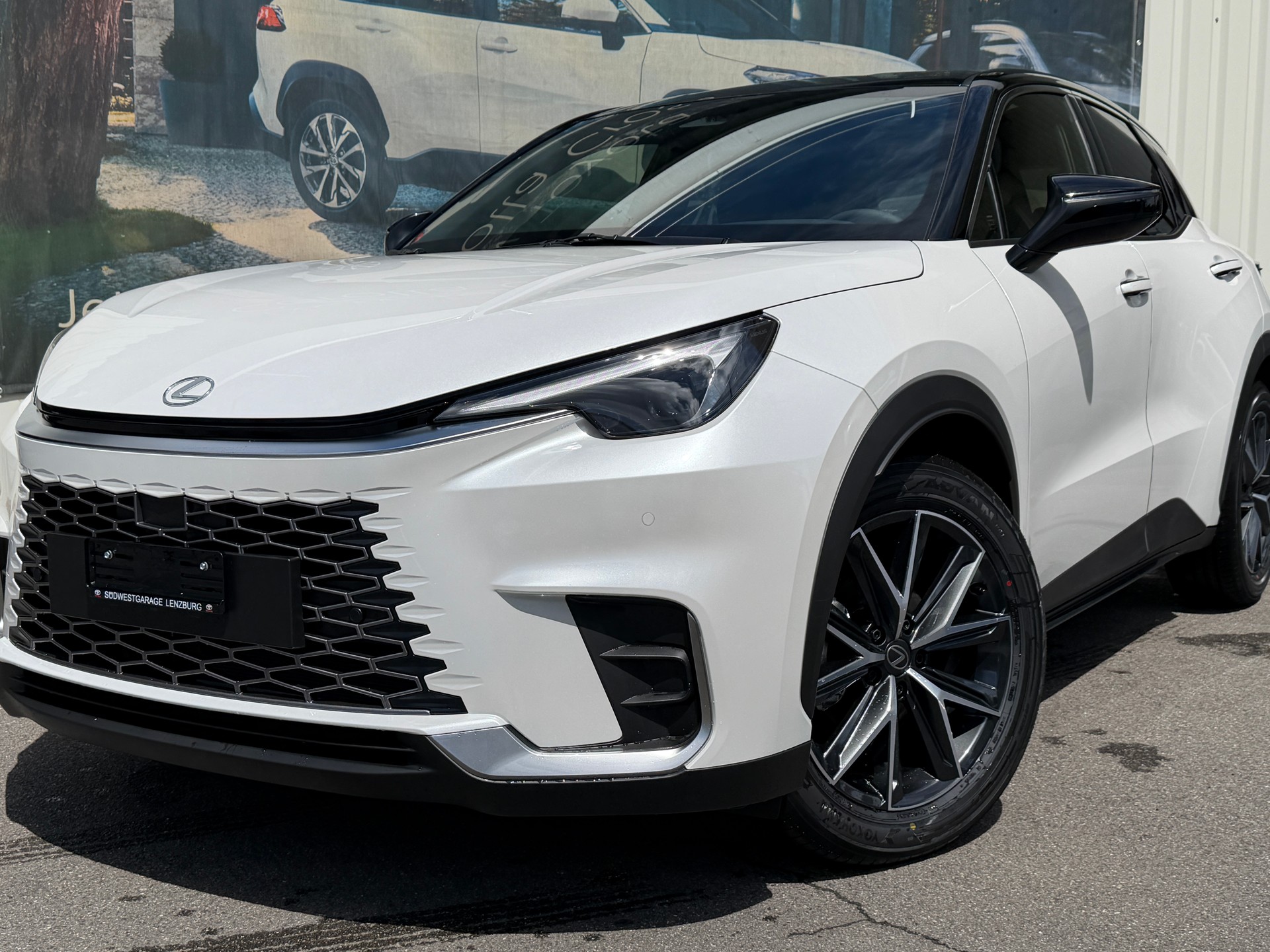 LEXUS LBX FWD Emotion CVT