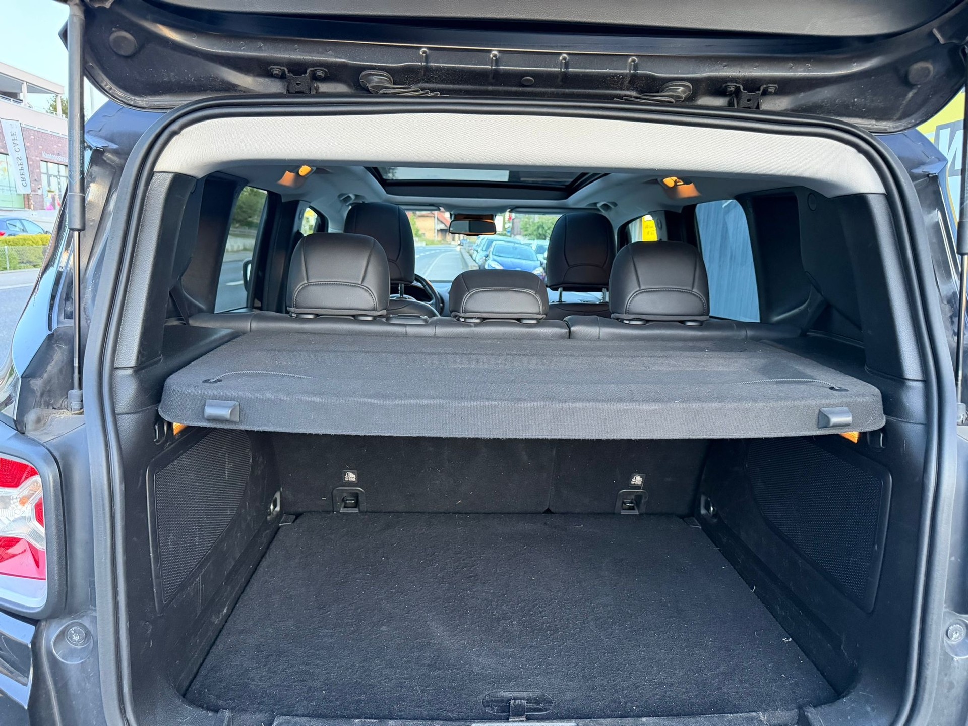JEEP Renegade 2.0 CRD Limited AWD + Low Range 9ATX-image-16