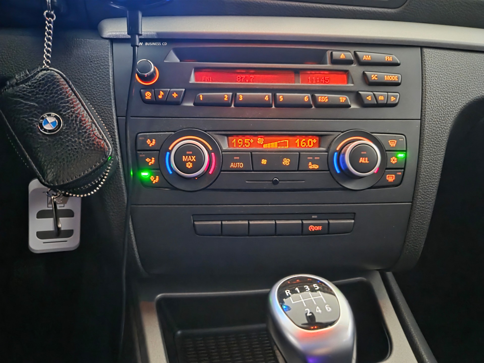 BMW 116i-image-17
