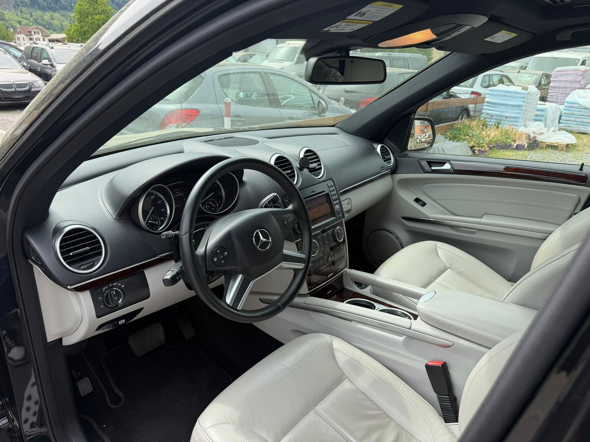 MERCEDES-BENZ GL 450 4Matic 7G-Tronic-image-7