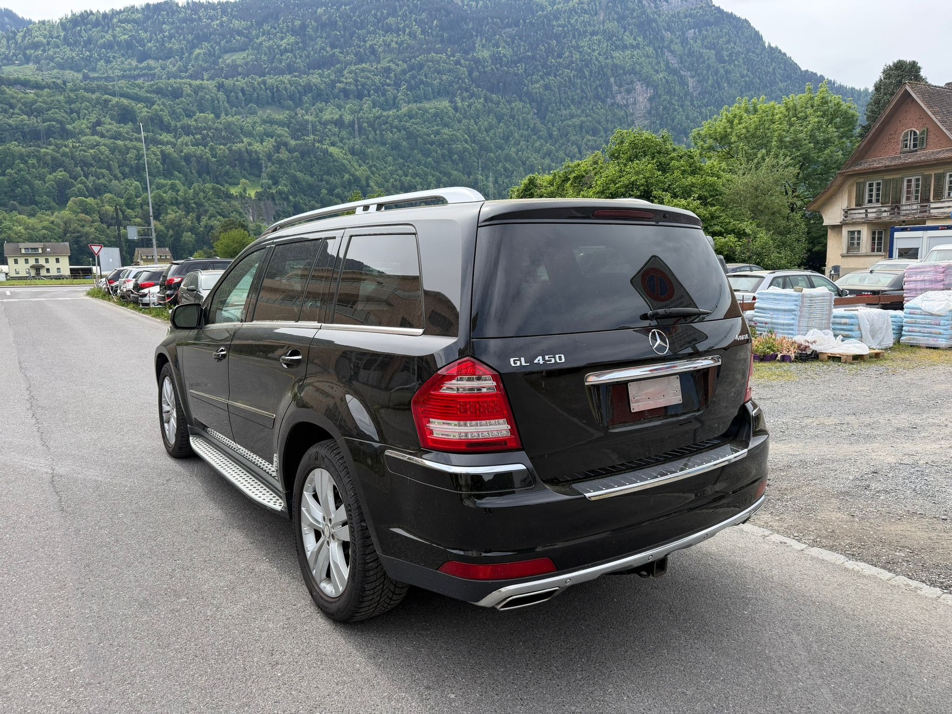 MERCEDES-BENZ GL 450 4Matic 7G-Tronic-showroom-element-3