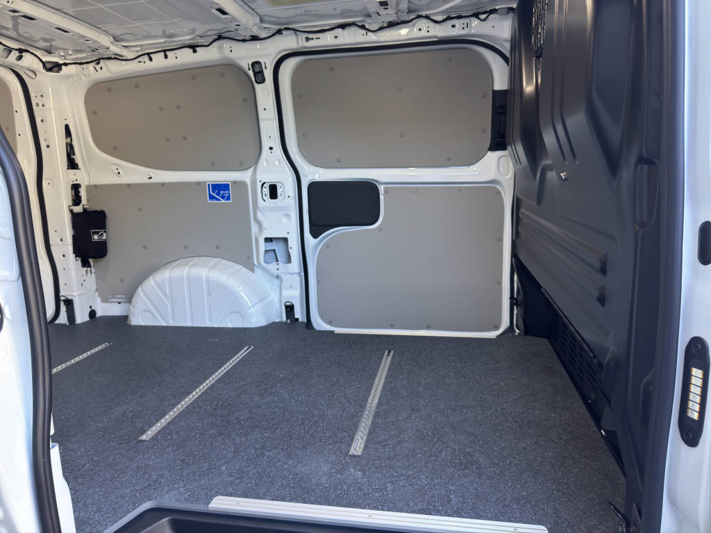 FORD Transit Custom Van 320 L1 2.0 EcoBlue Trend 170 PS AWD-image-9