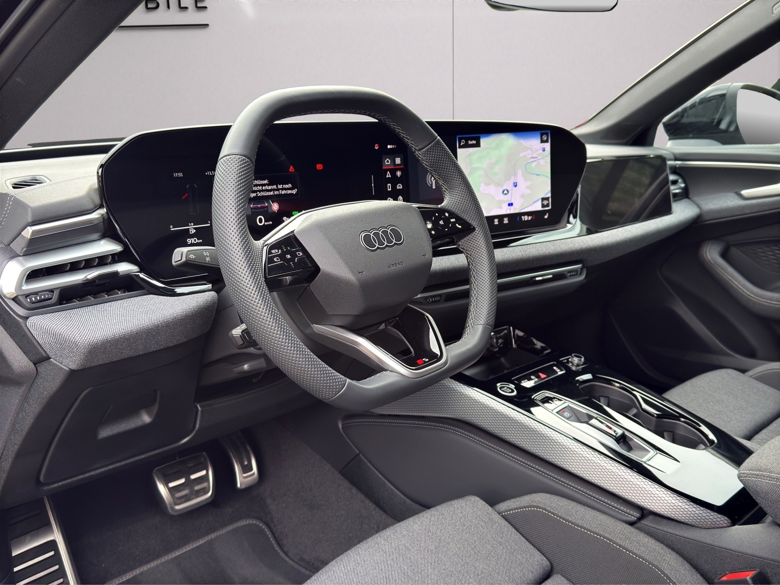 AUDI A5 Limousine TFSI 150 kW S tronic S-Line Optikpaket Black-image-8