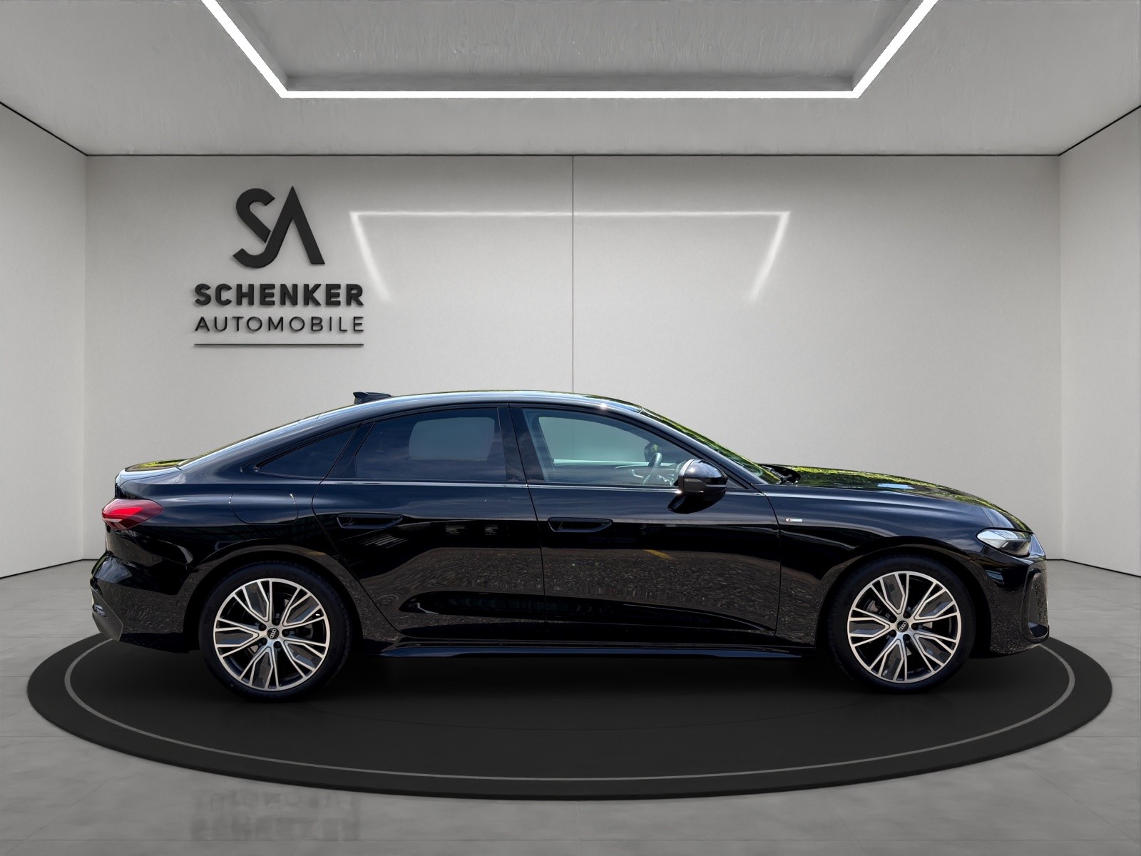 AUDI A5 Limousine TFSI 150 kW S tronic S-Line Optikpaket Black-image-5