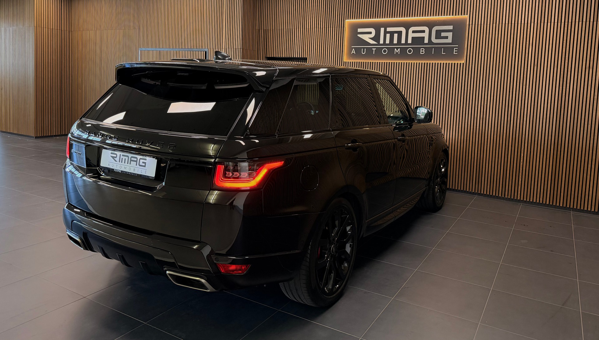 LAND ROVER Range Rover Sport D350 3.0D I6D | Santorini Black | 350PS | CH-Fzg. | CarVertical |-image-9