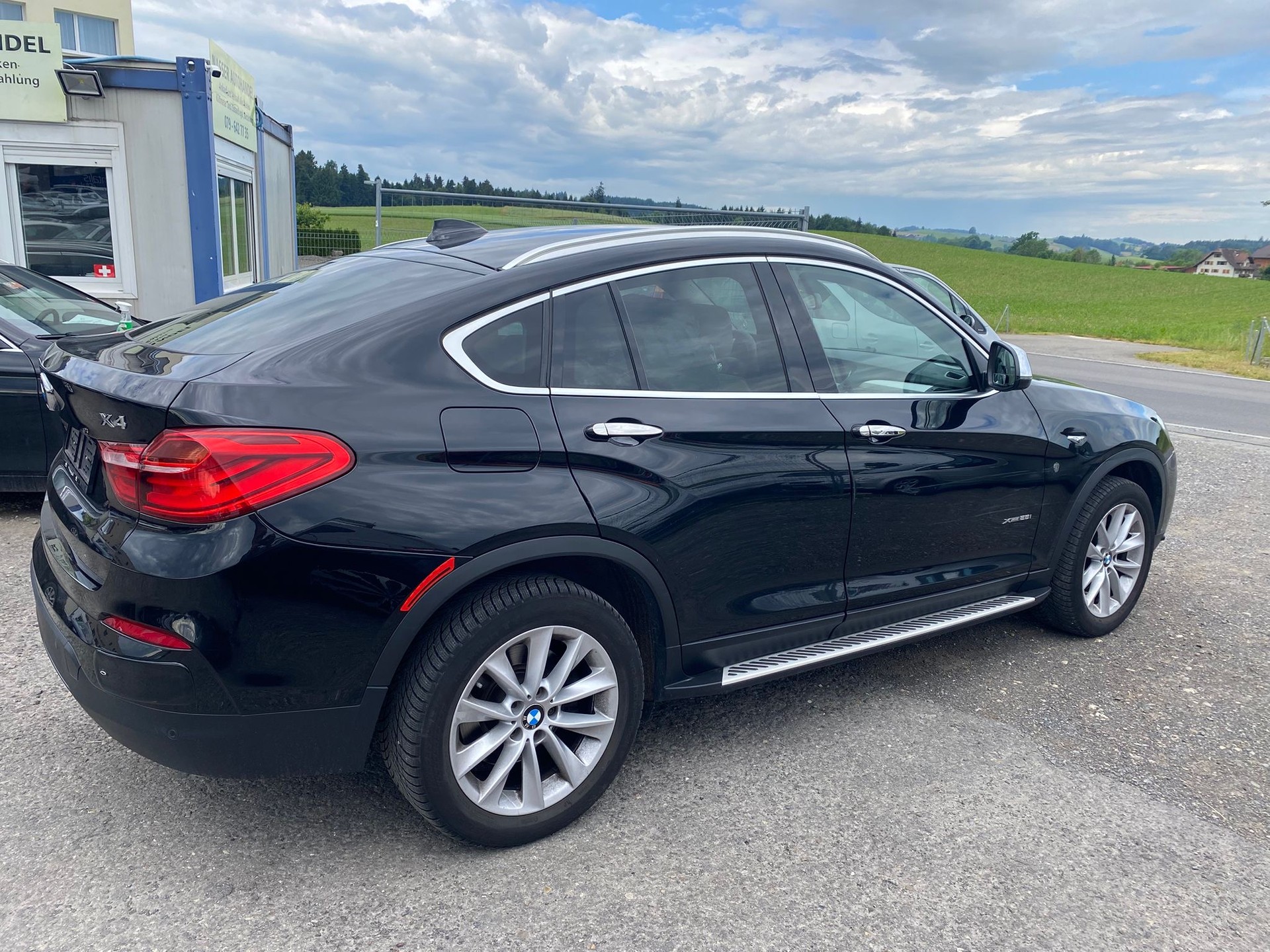 BMW X4 xDrive 28i xLine Steptronic-image-4