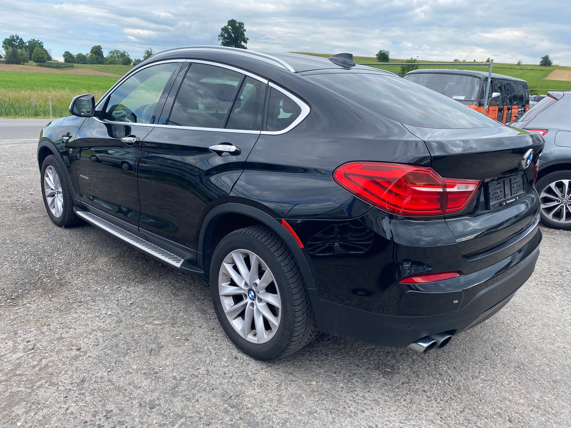BMW X4 xDrive 28i xLine Steptronic-image-3