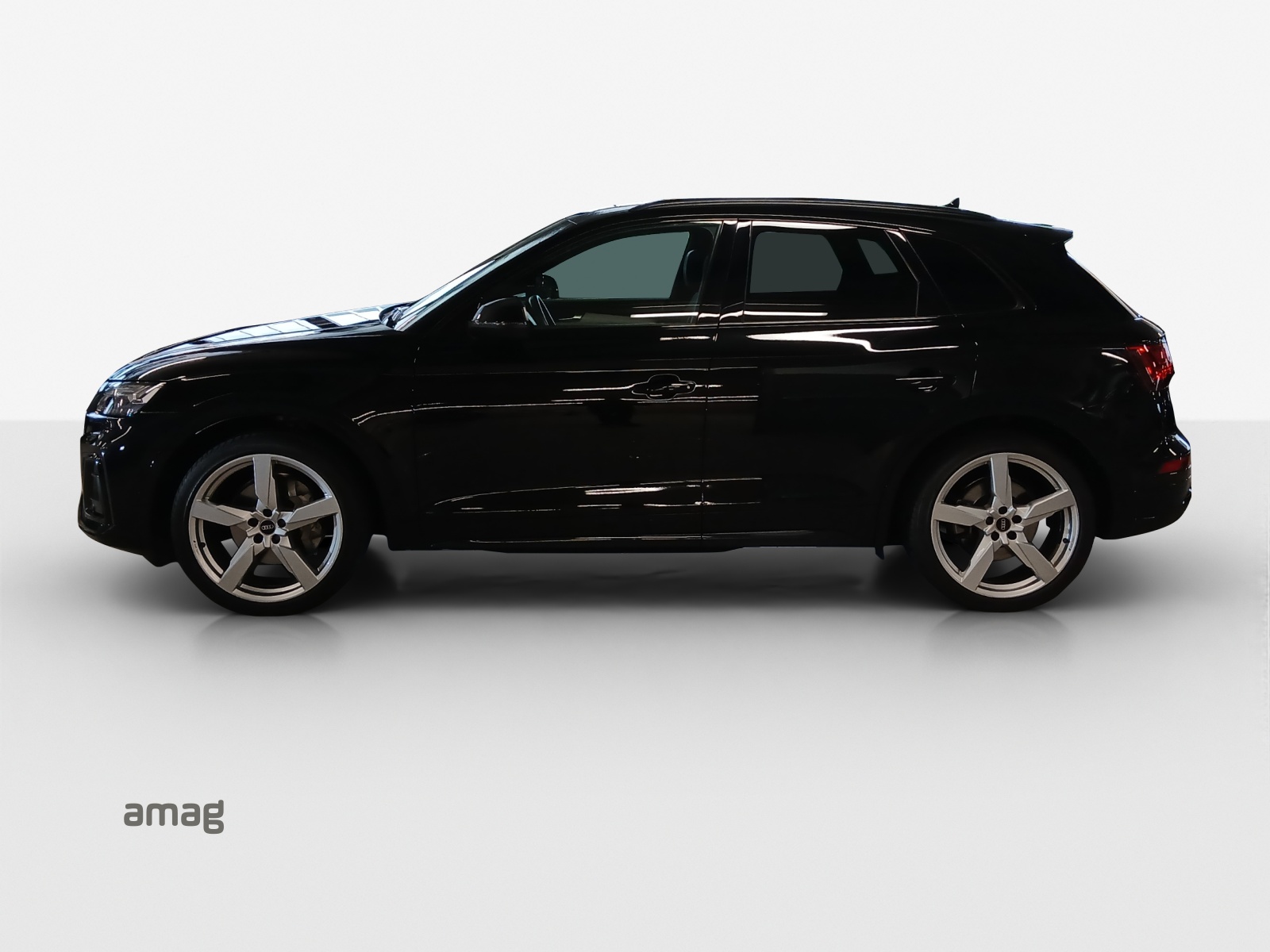 AUDI Q5 45 TFSI S-line quattro S-tronic-showroom-element-1