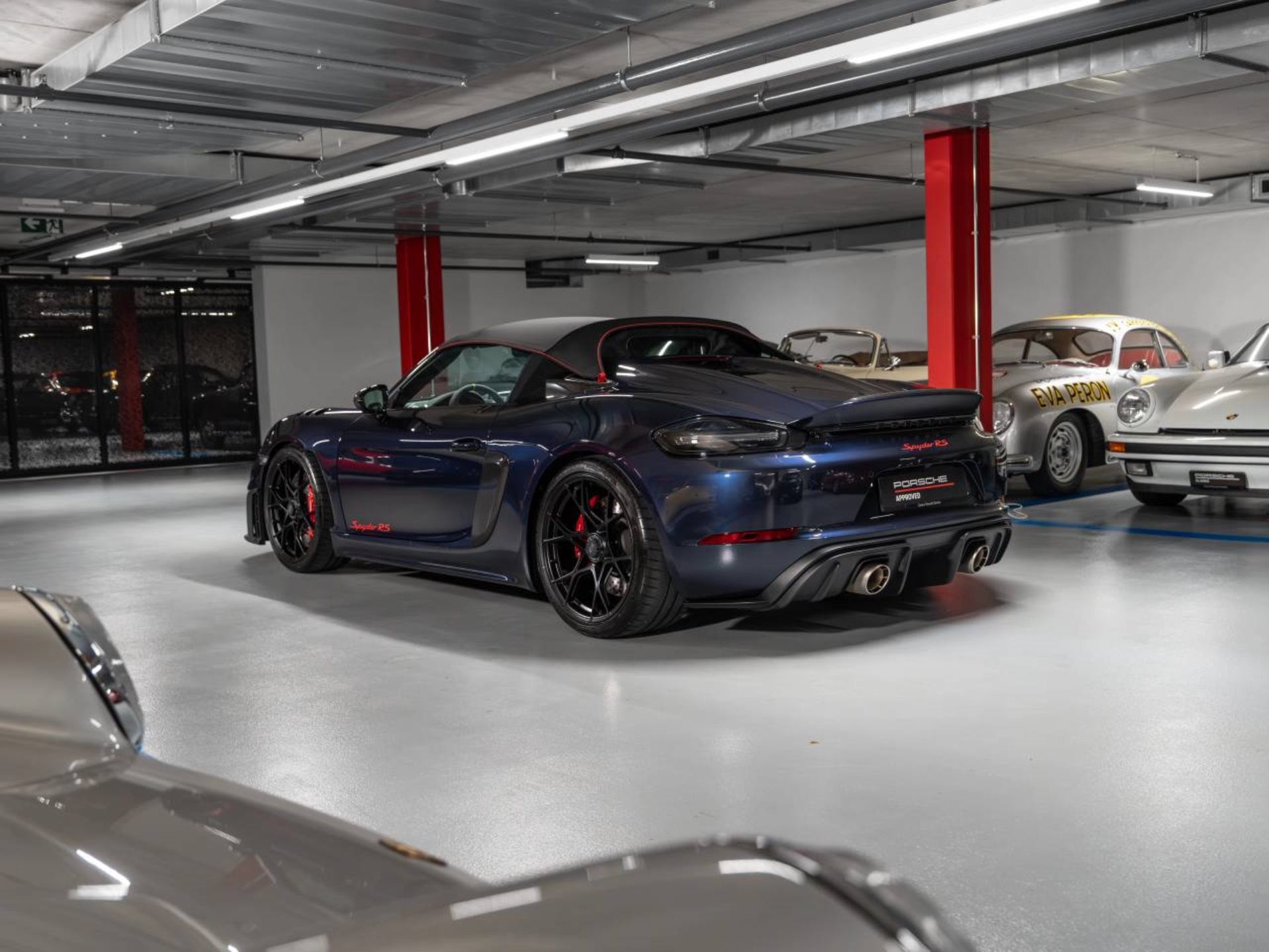 PORSCHE 718 Spyder RS (MY24)-image-9
