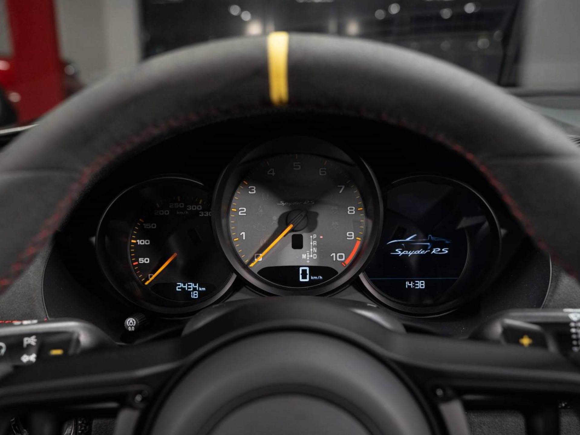 PORSCHE 718 Spyder RS (MY24)-image-14