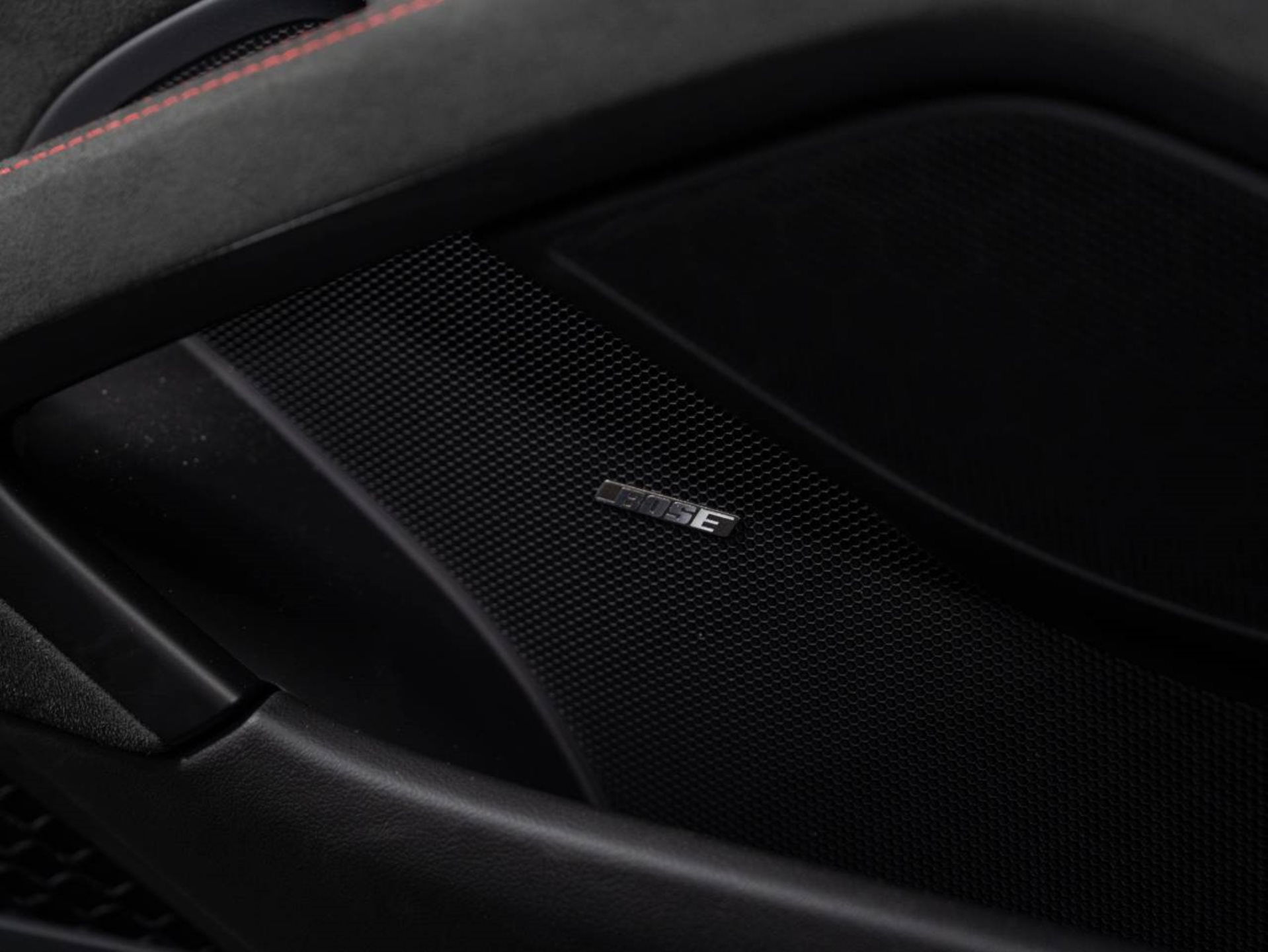 PORSCHE 718 Spyder RS (MY24)-image-19