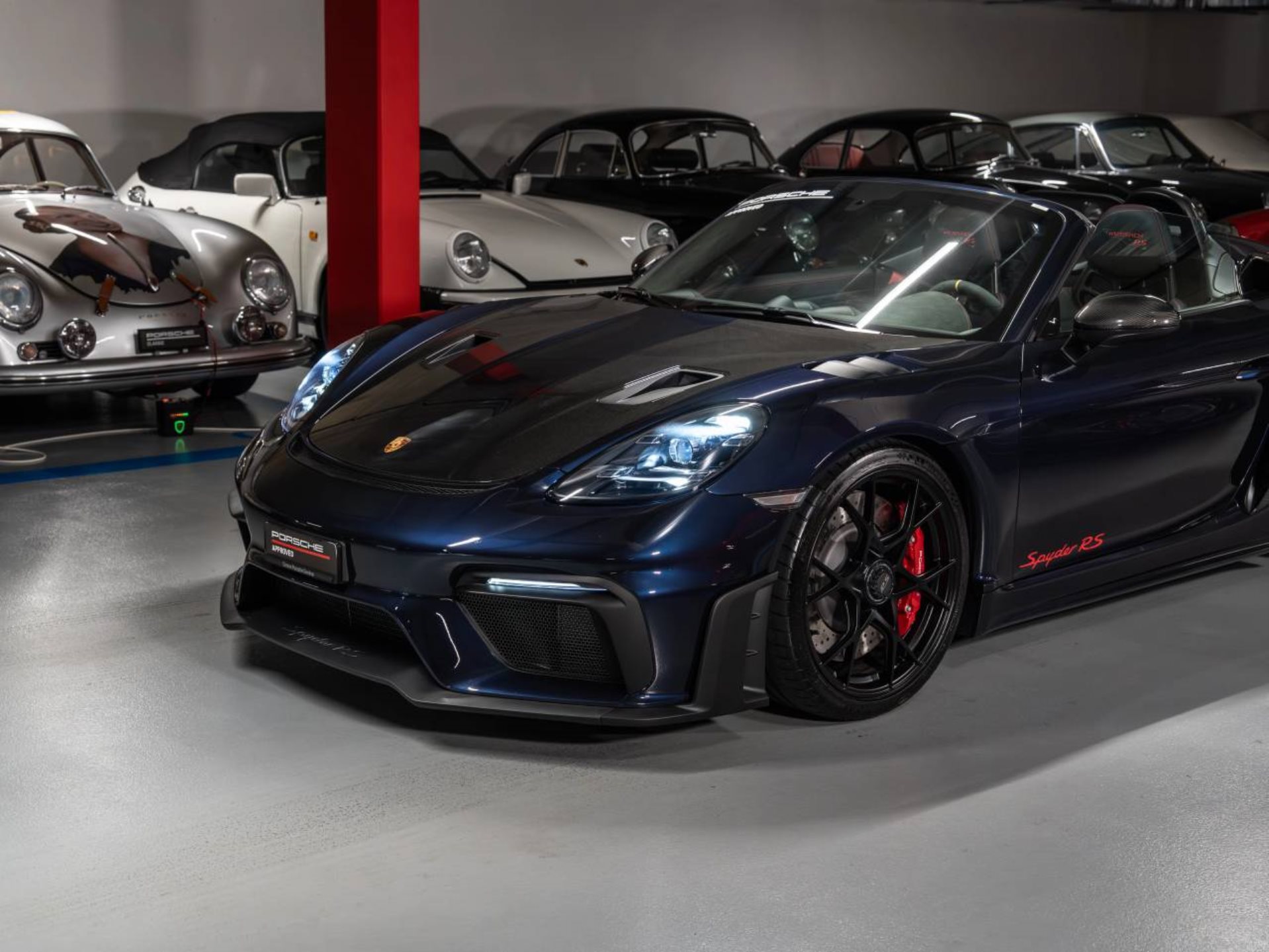 PORSCHE 718 Spyder RS (MY24)-image-23