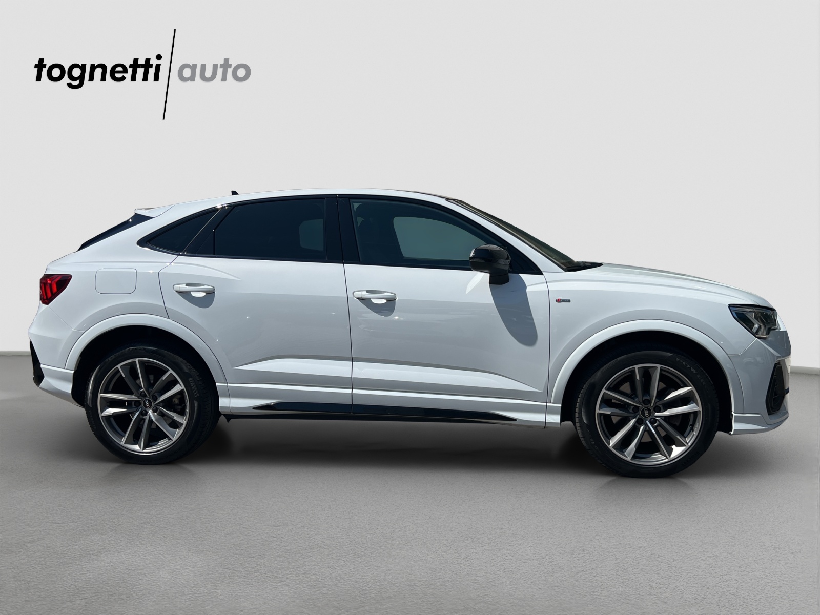 AUDI Q3 Sportback 40 TDI S line Attraction quattro S-tronic-showroom-element-2
