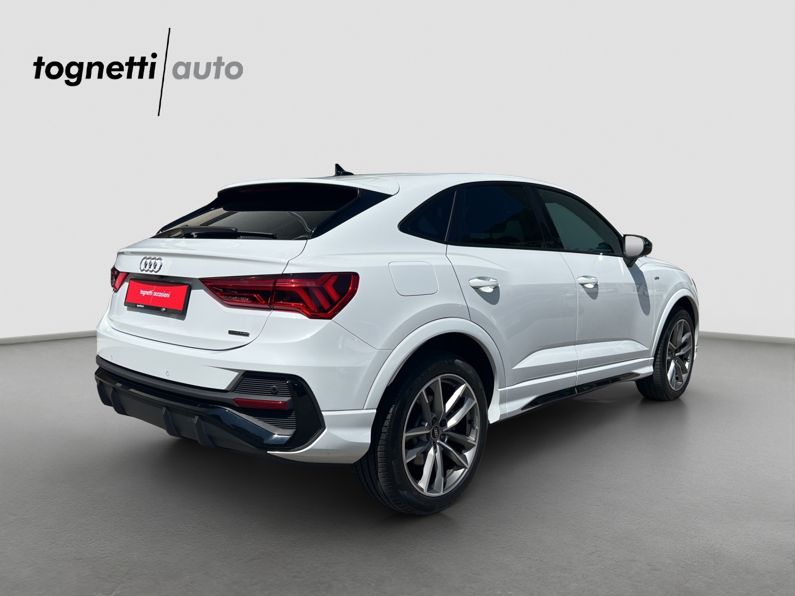 AUDI Q3 Sportback 40 TDI S line Attraction quattro S-tronic-showroom-element-3