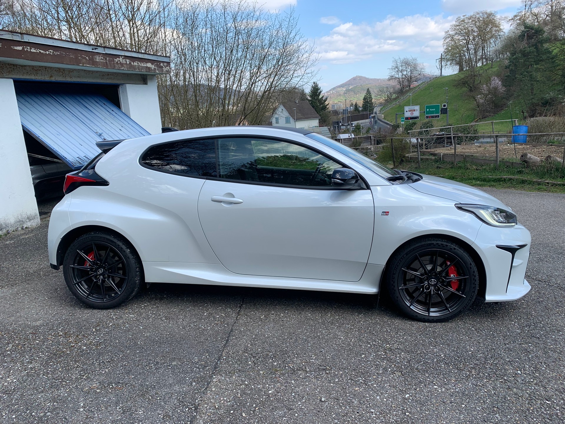 TOYOTA 1.6 Turbo Sport 4x4-image-0