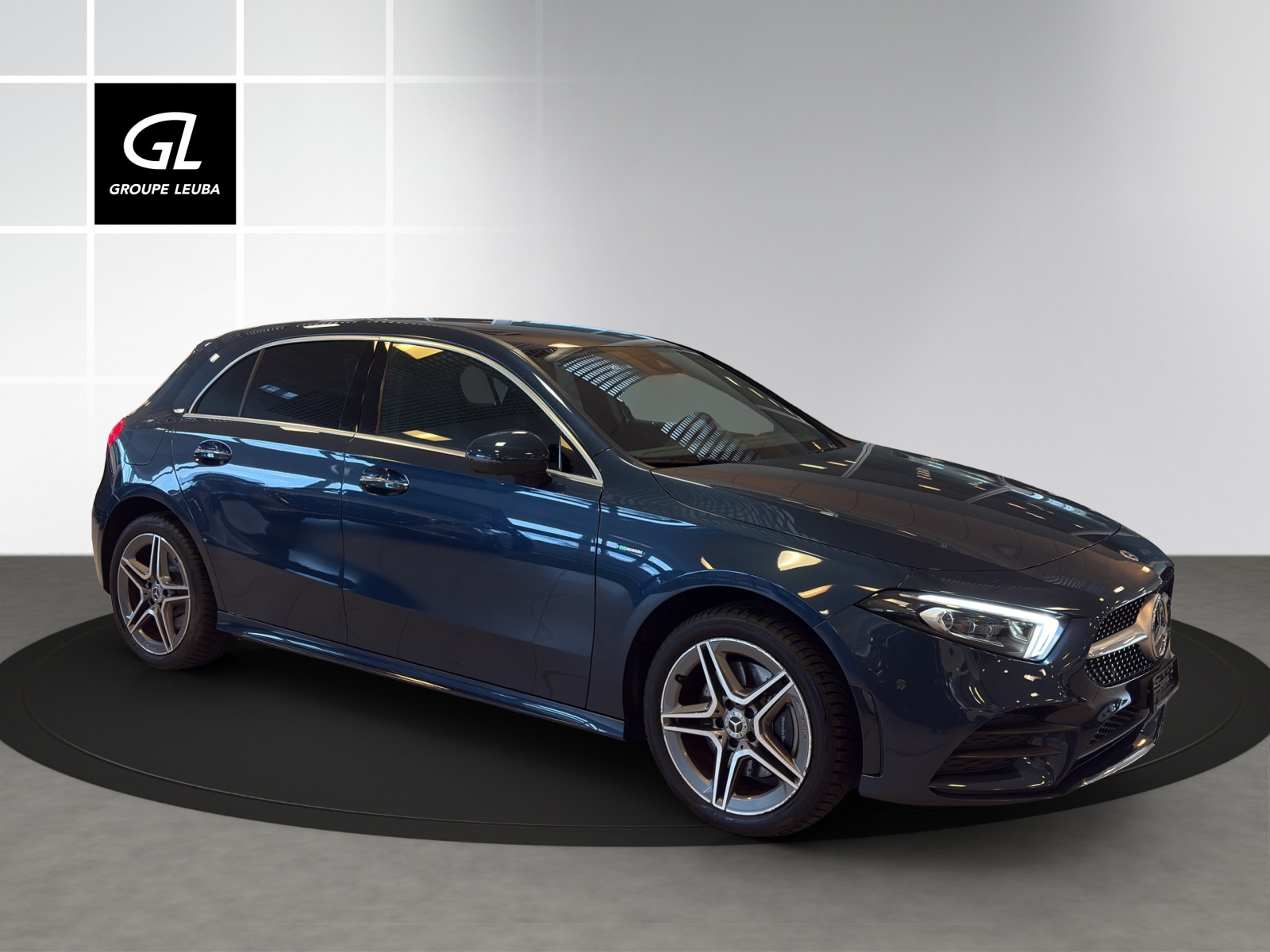 MERCEDES-BENZ A 250e AMG Line