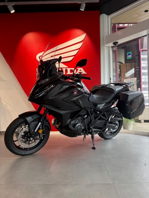 HONDA NT 1100-image-6