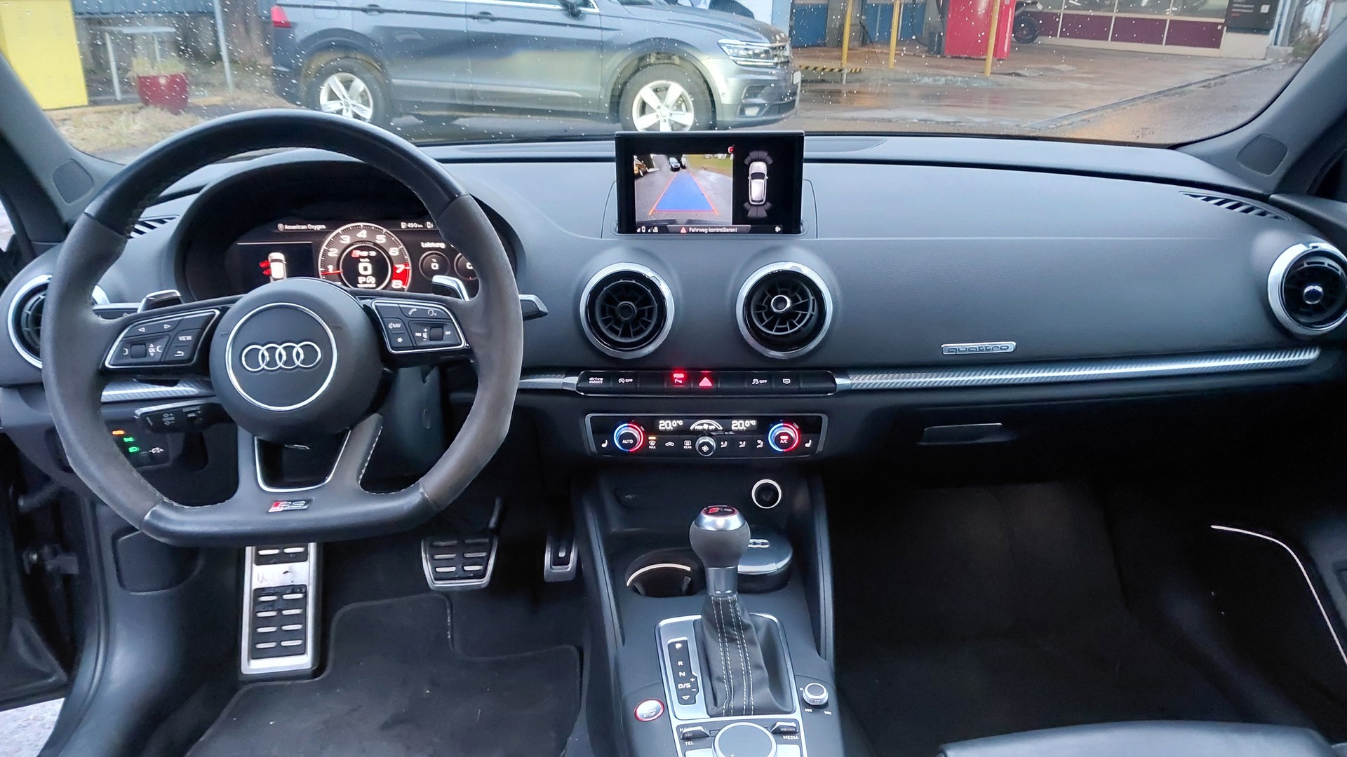 AUDI RS3 Sportback 2.5 TSI quattro S-tronic-image-8