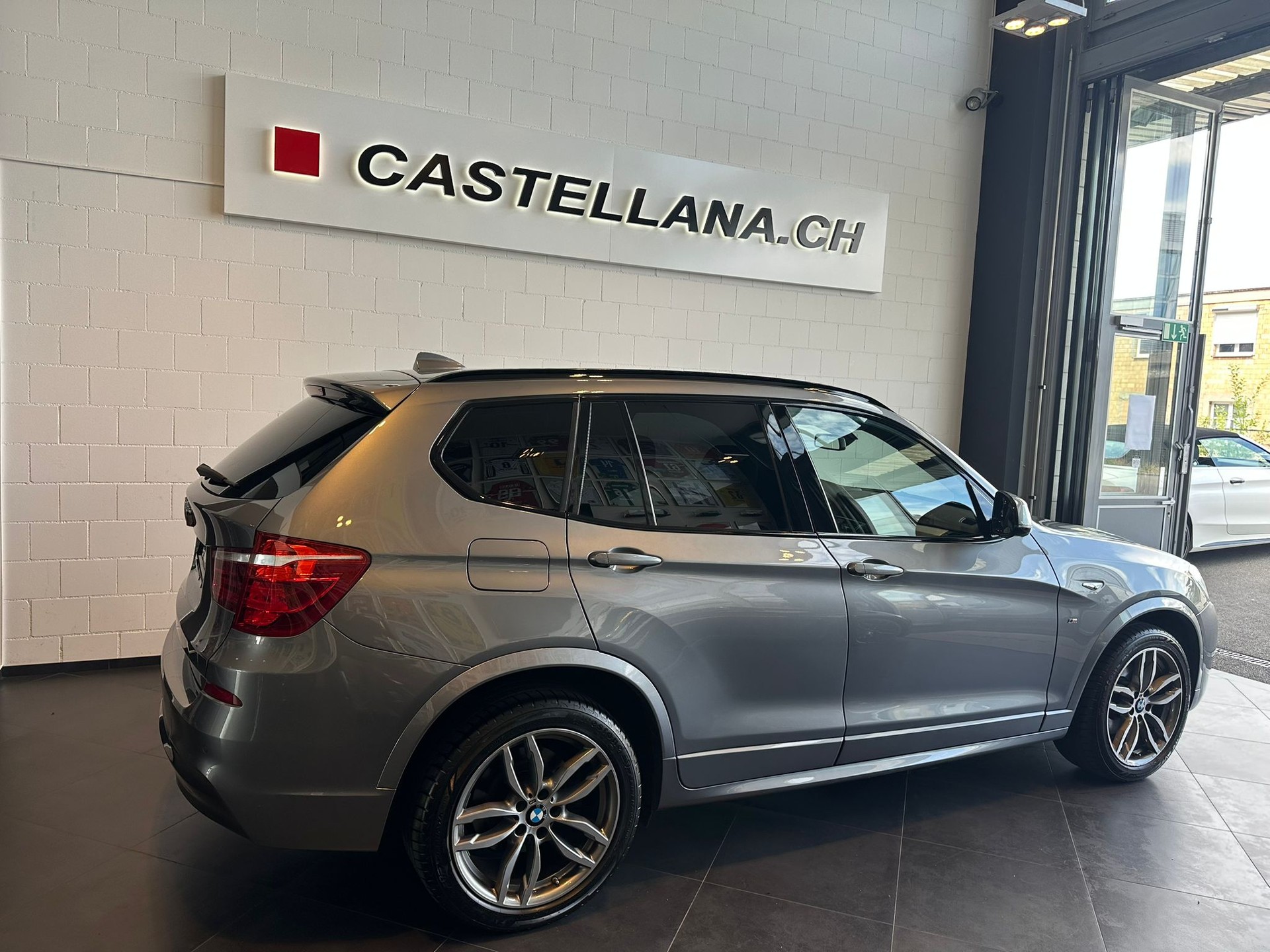 BMW X3 xDrive 35i M Sport Steptronic-showroom-element-2