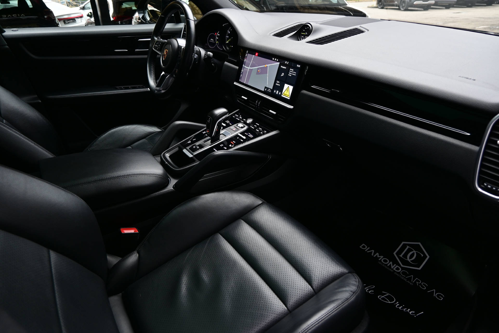 PORSCHE Cayenne 3.0 V6 E-Hybrid *Pano*LED*-image-13