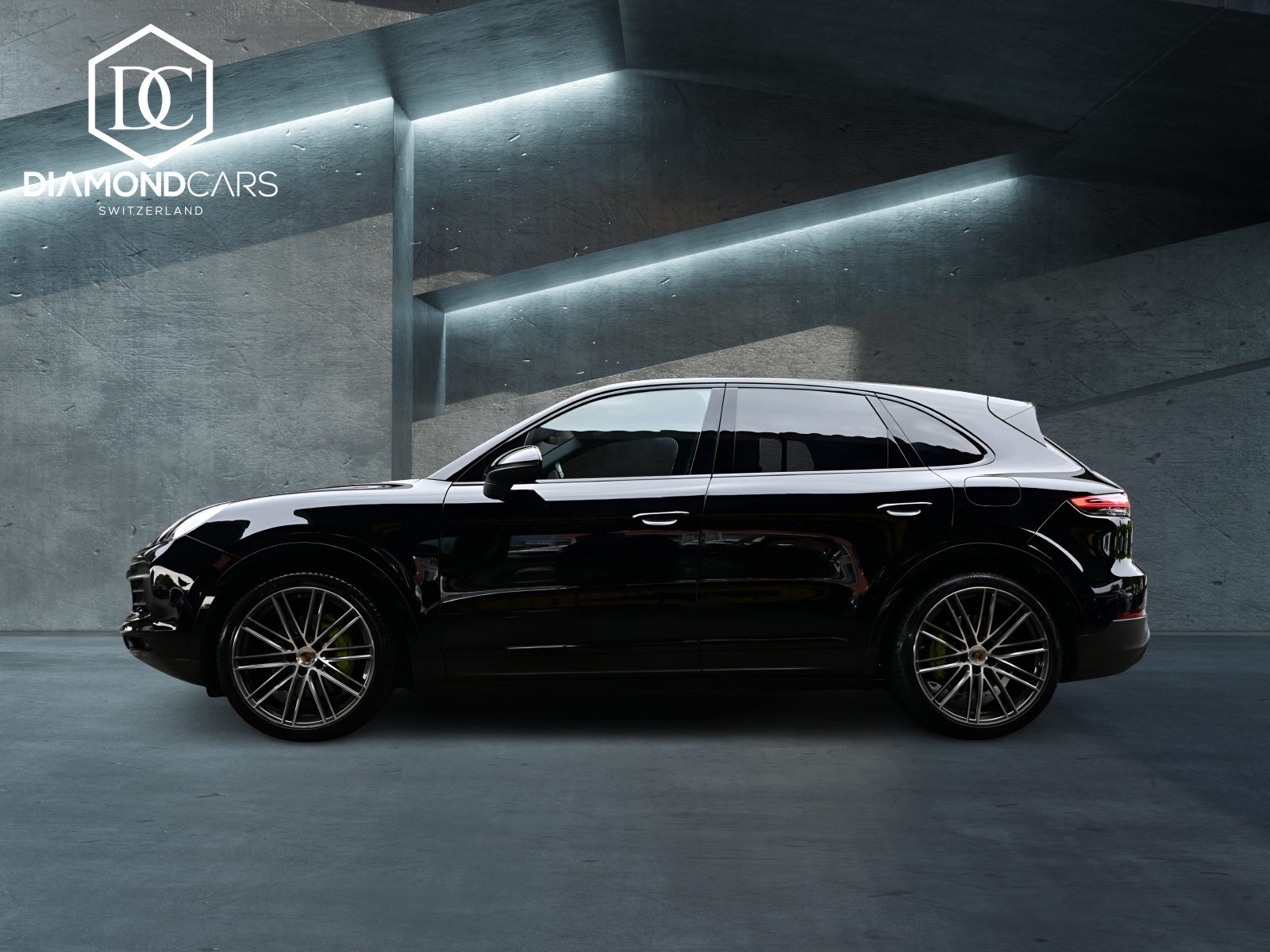 PORSCHE Cayenne 3.0 V6 E-Hybrid *Pano*LED*-image-5