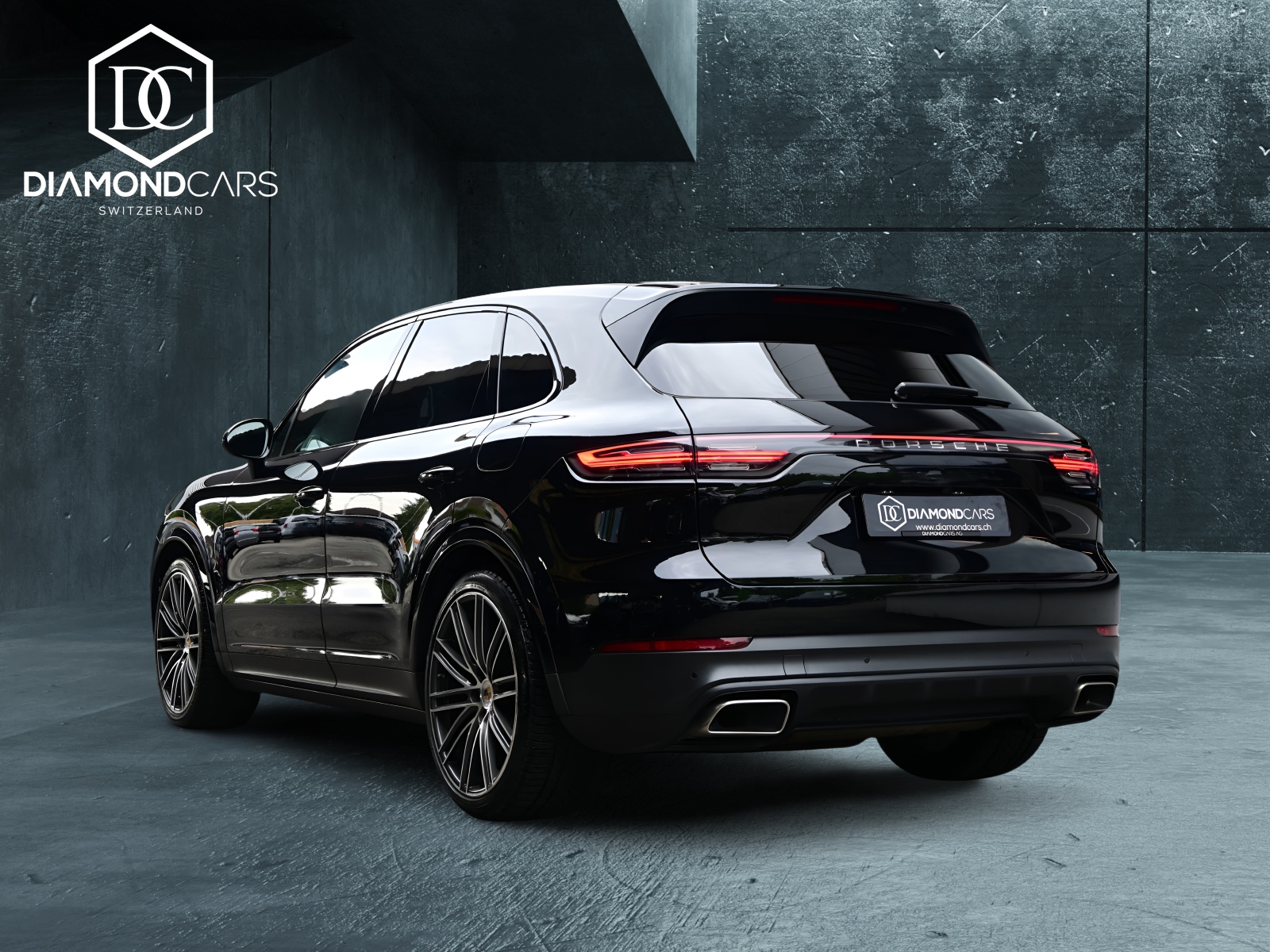 PORSCHE Cayenne 3.0 V6 E-Hybrid *Pano*LED*-image-6