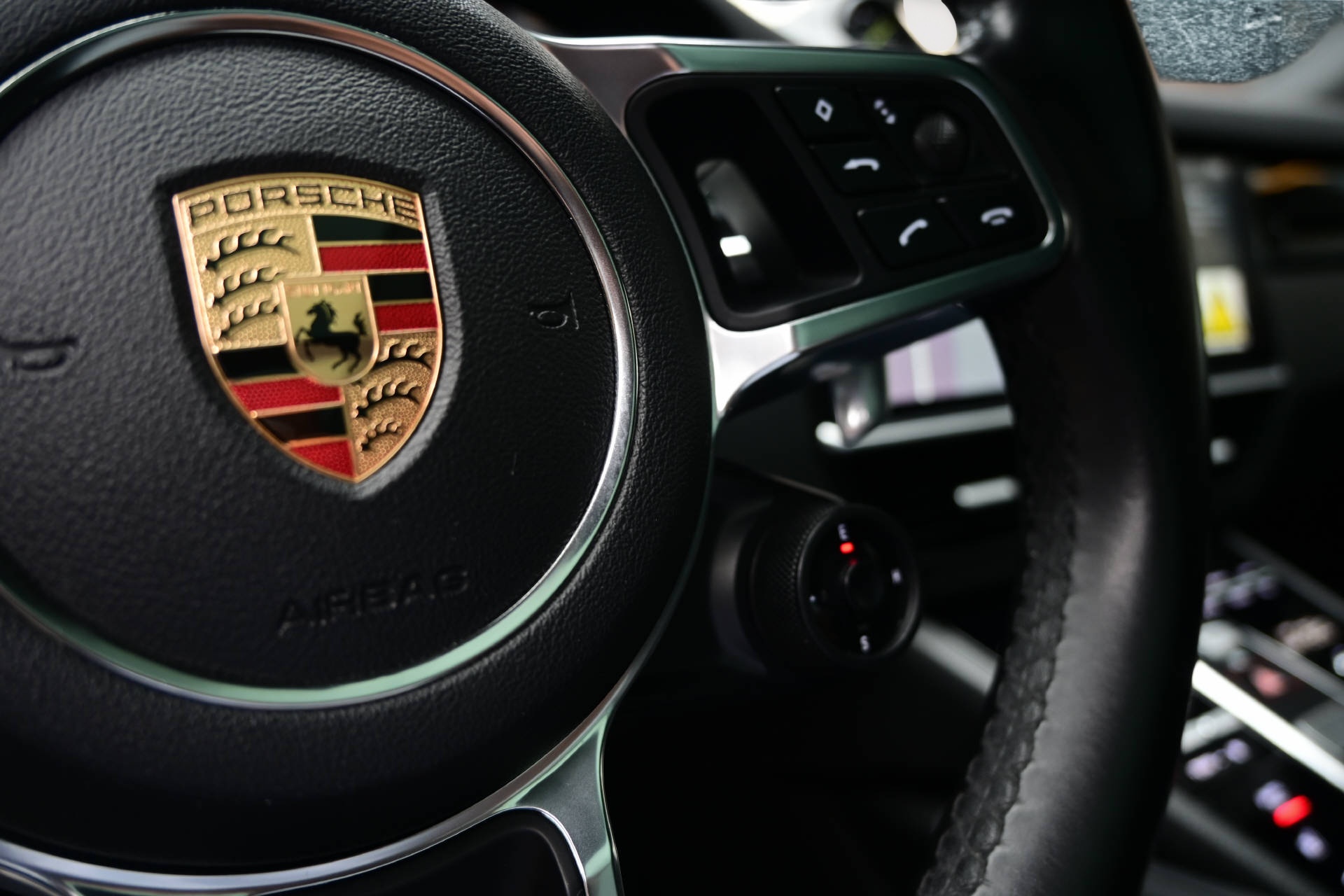 PORSCHE Cayenne 3.0 V6 E-Hybrid *Pano*LED*-image-12