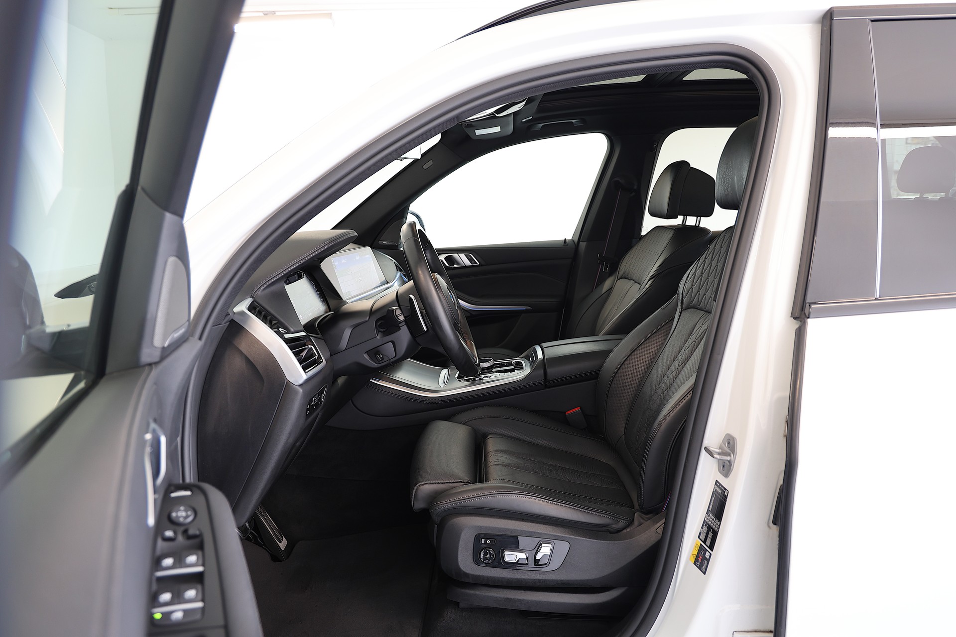BMW X5 45e xDrive SAG-image-10