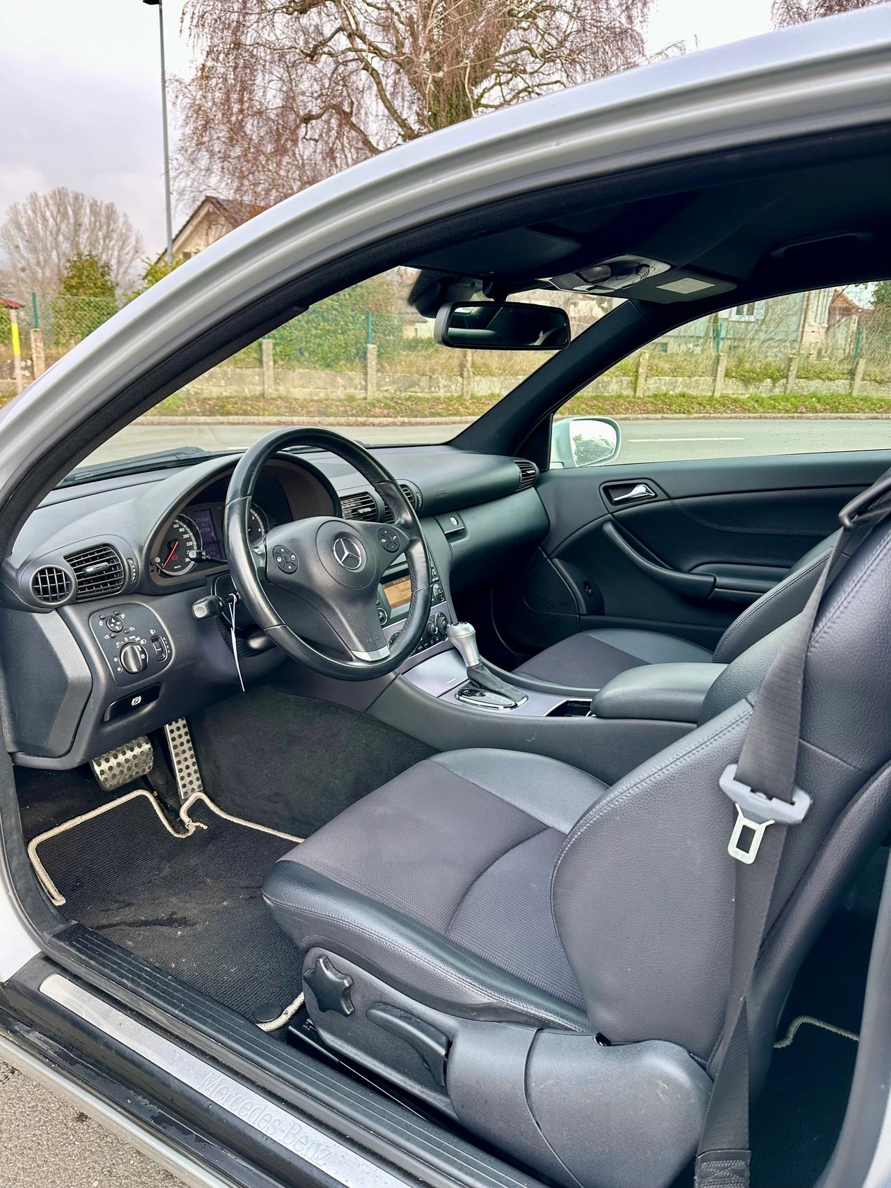 MERCEDES-BENZ CLC 200 Kompressor Automatic-image-10