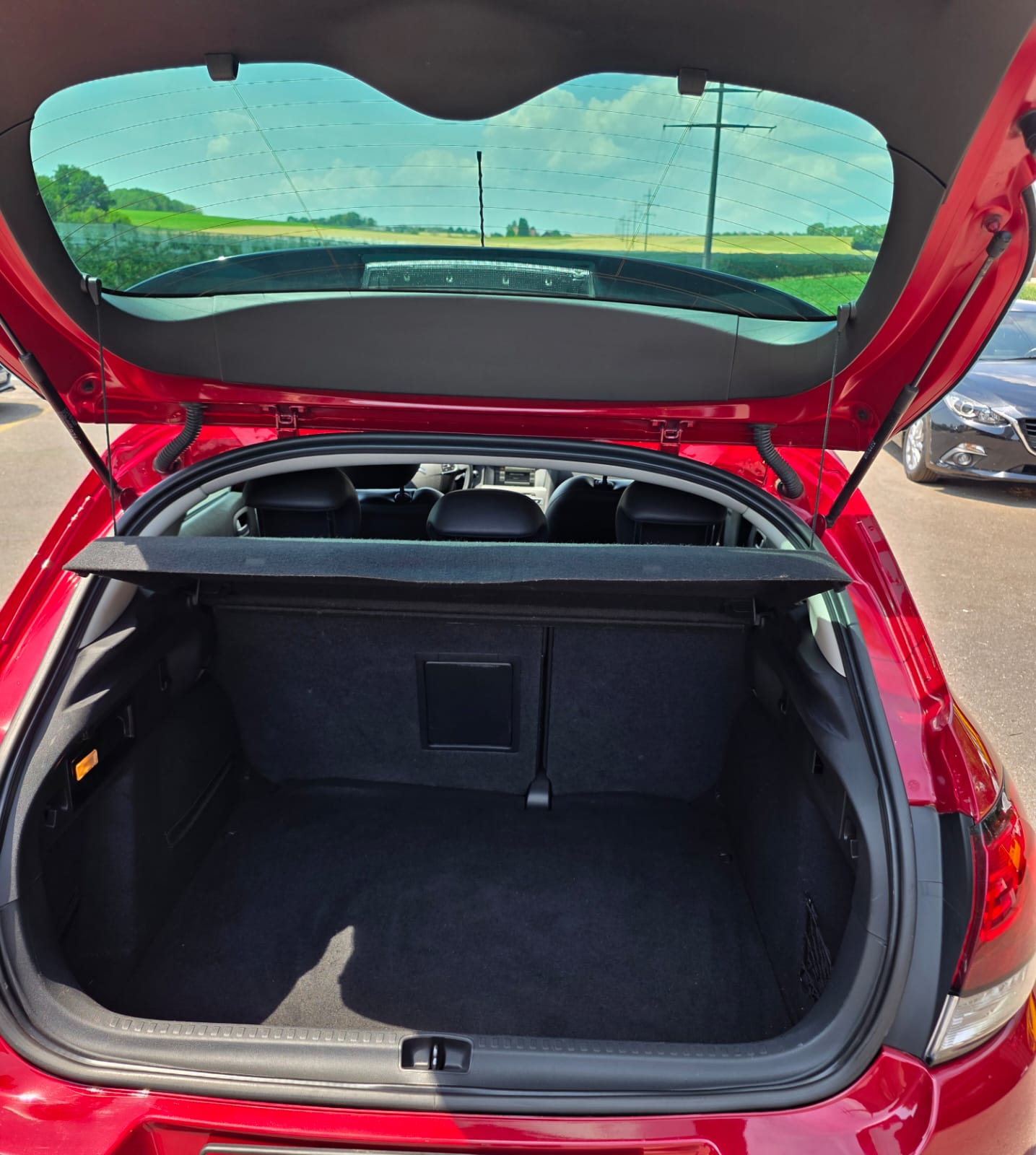 CITROEN C4 1.2 Pure Tech Feel Automatic-image-8